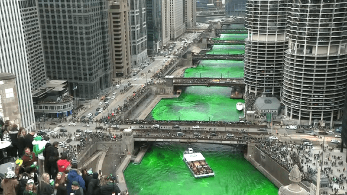 Chicago River Dyeing 2024 guide Who dyes it, how long does it last