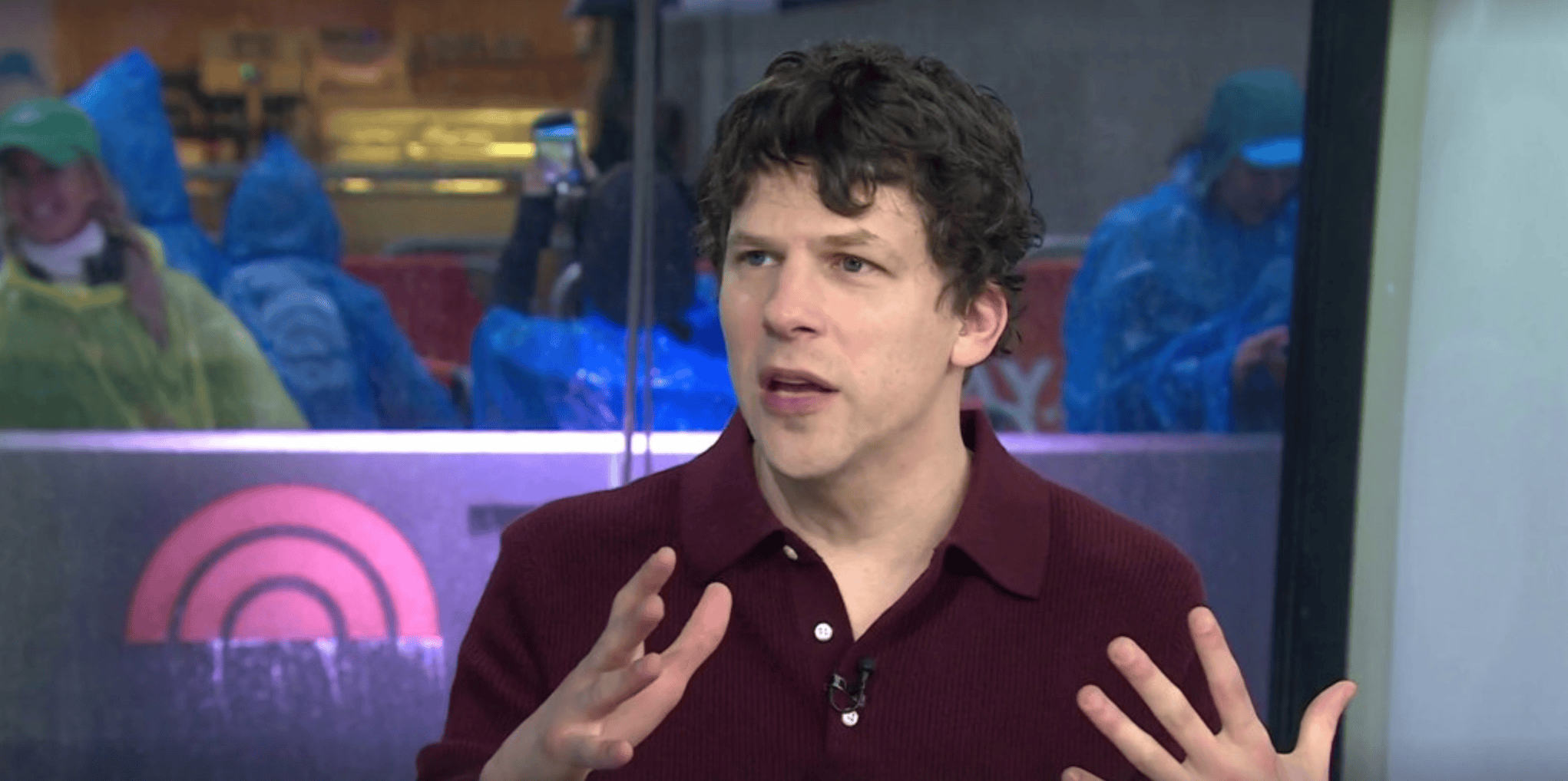 Jesse Eisenberg is donating his kidney to a stranger – NBC Chicago