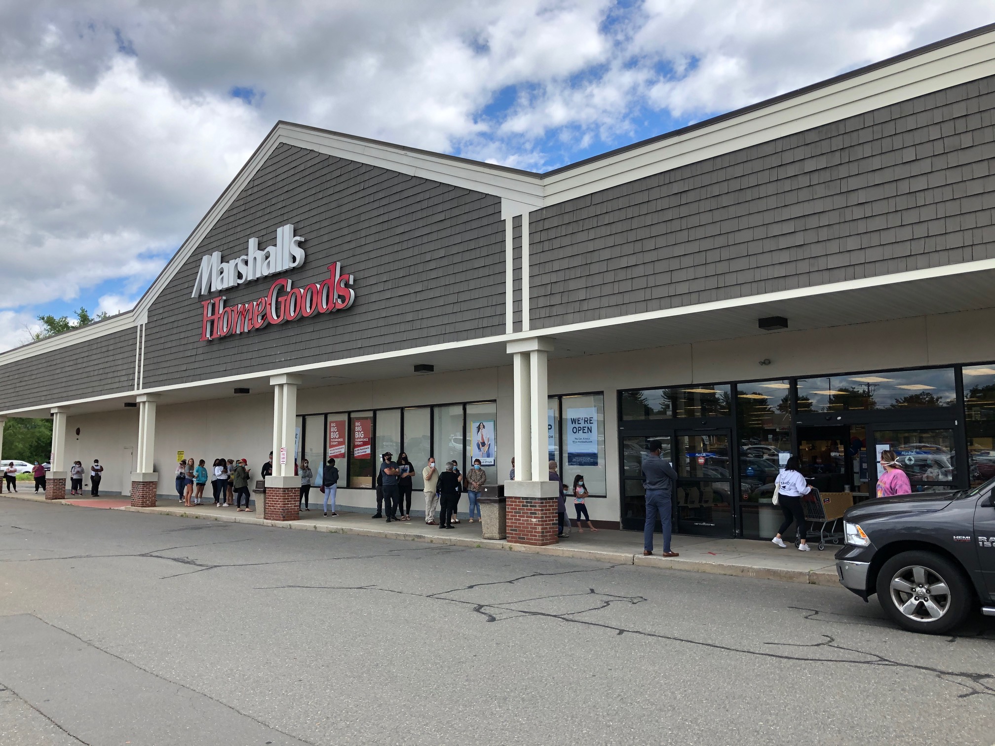 Conn. Marshalls, Home Goods and T.J. Maxx Stores Are Now Open NBC