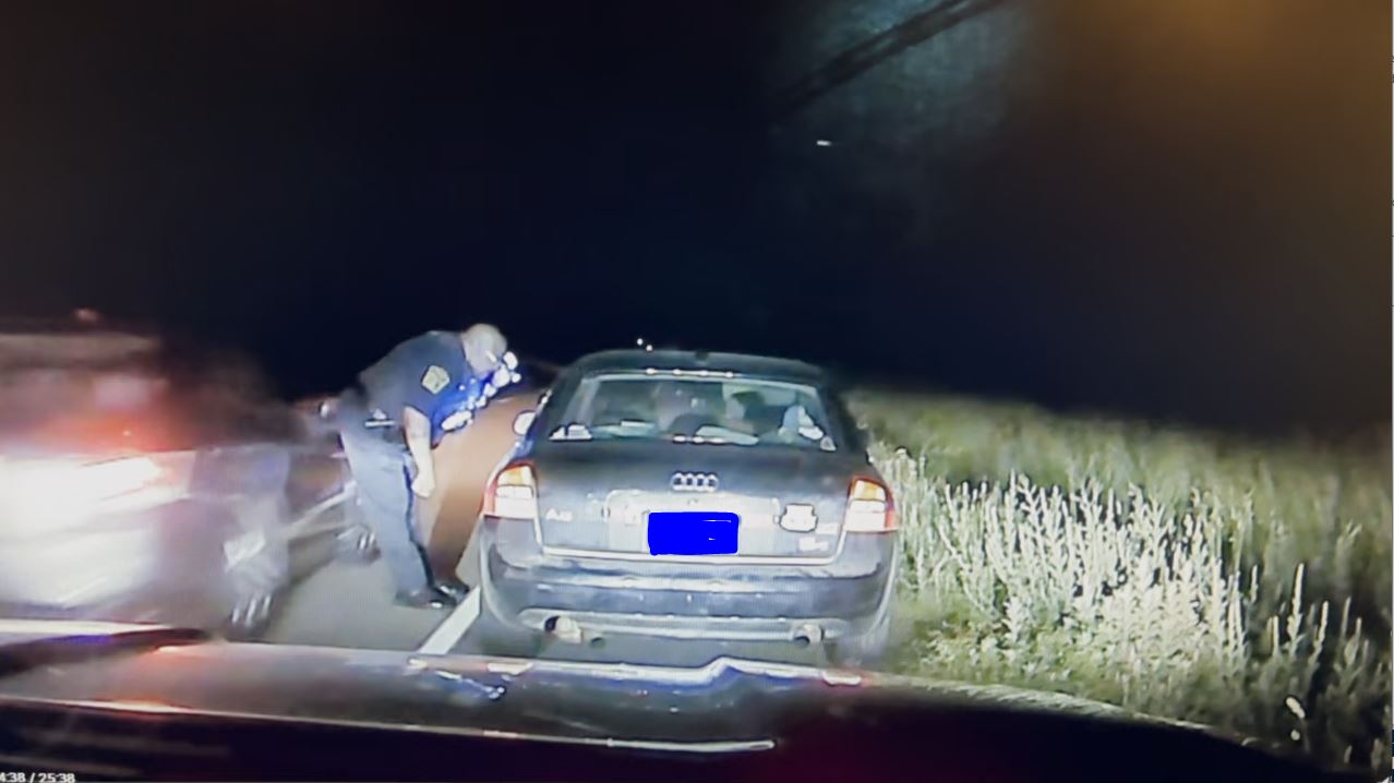 Officer Hit, Injured by Evading Car During Traffic Stop in Ledyard - Vimarsana News