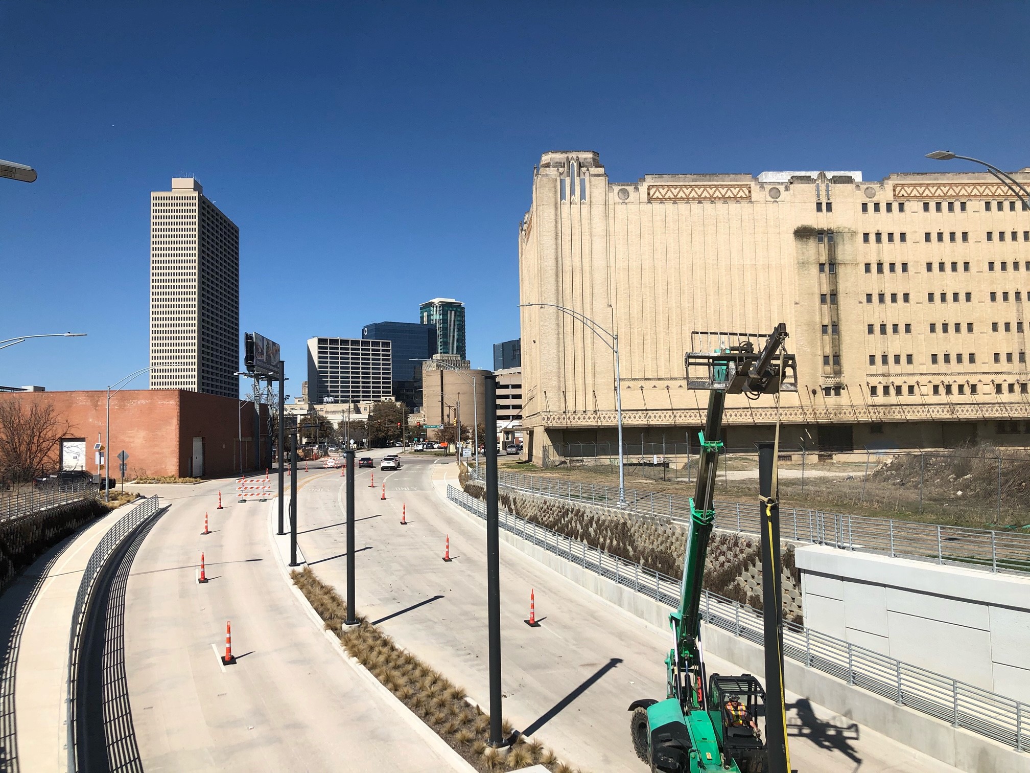 Artist Dan Corson’s ‘Flight’ Installed in Downtown Fort Worth NBC 5