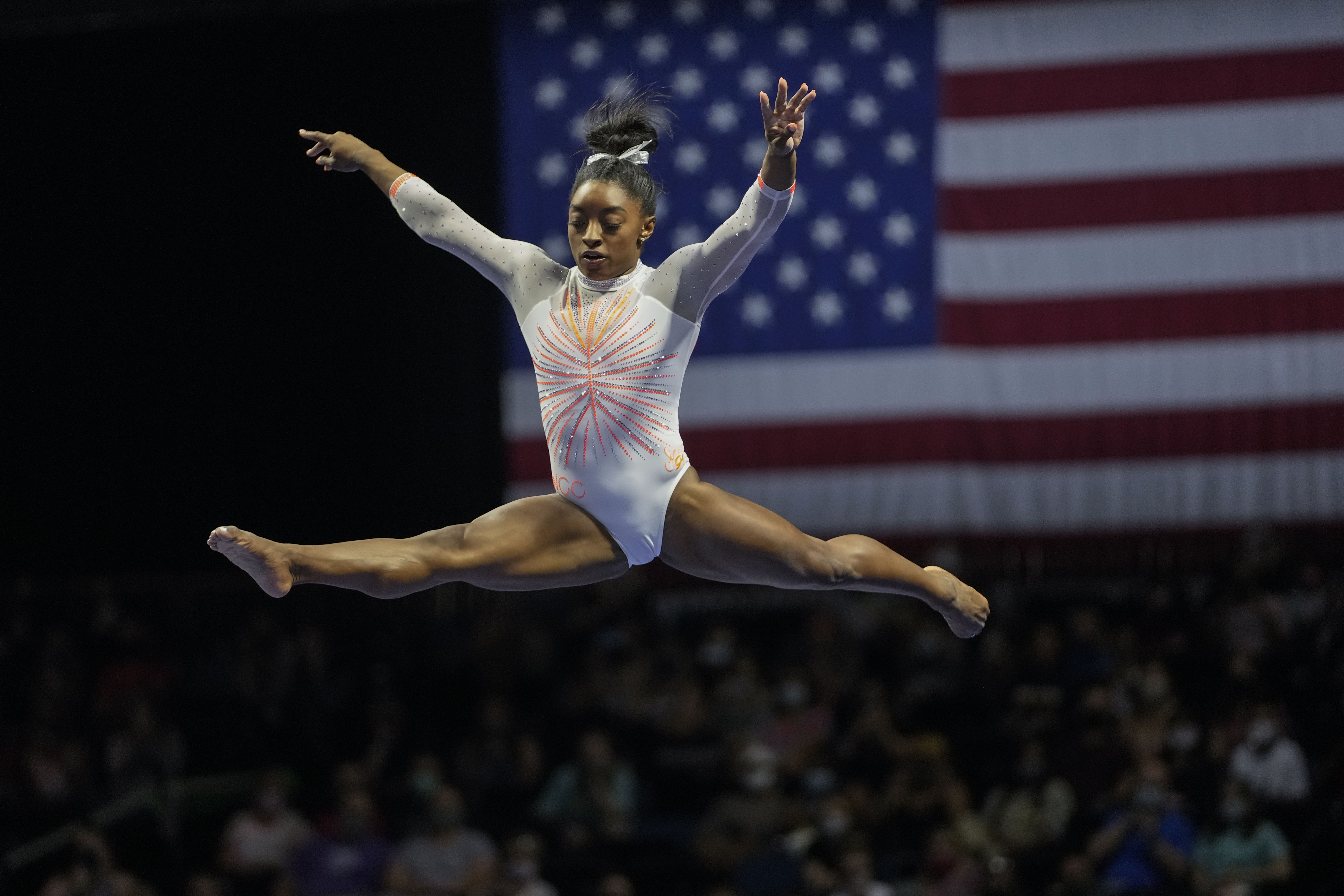 Simone Biles Makes History in Return to Competition at US Classic - Vimarsana News