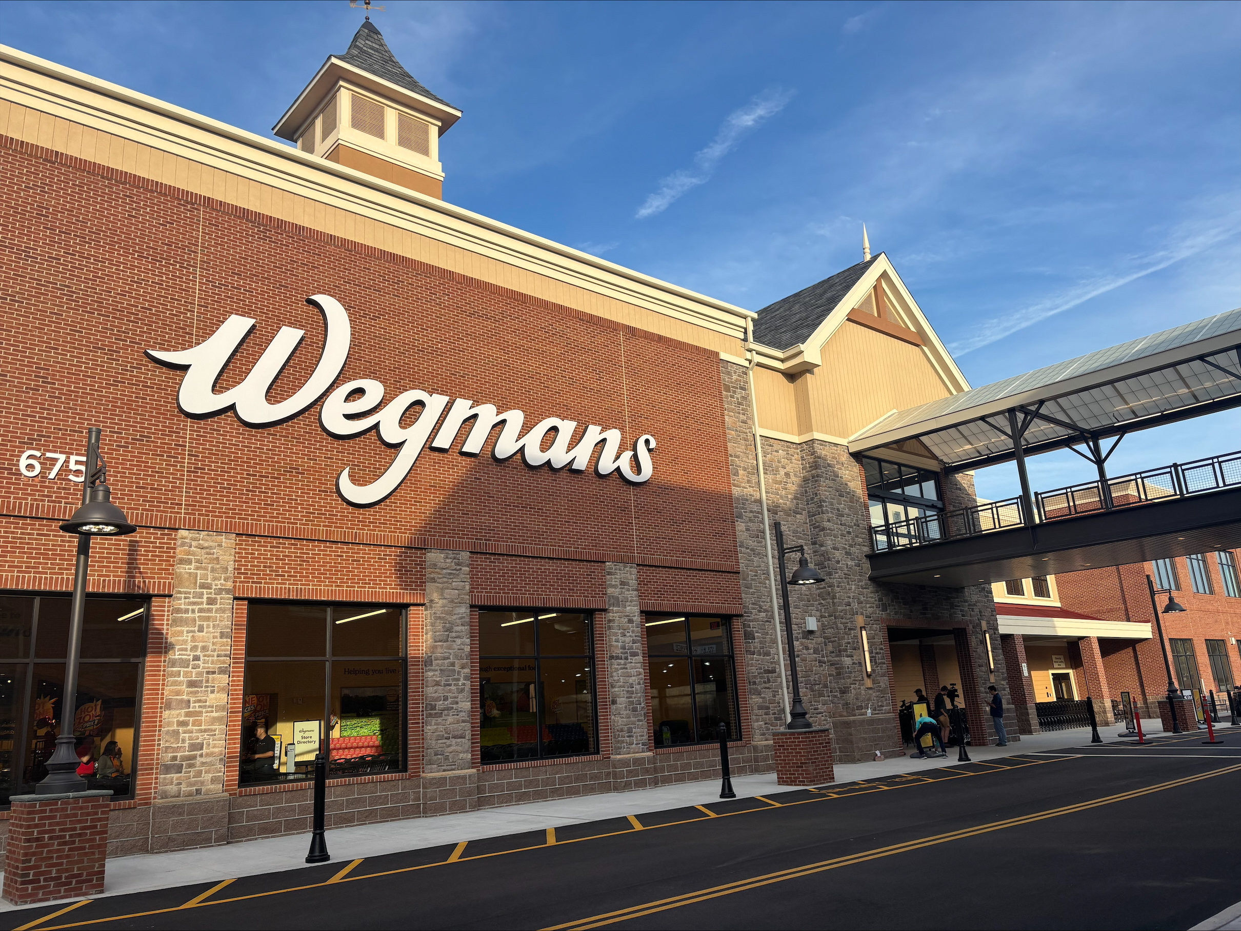 First Wegmans retailer in Connecticut has opened