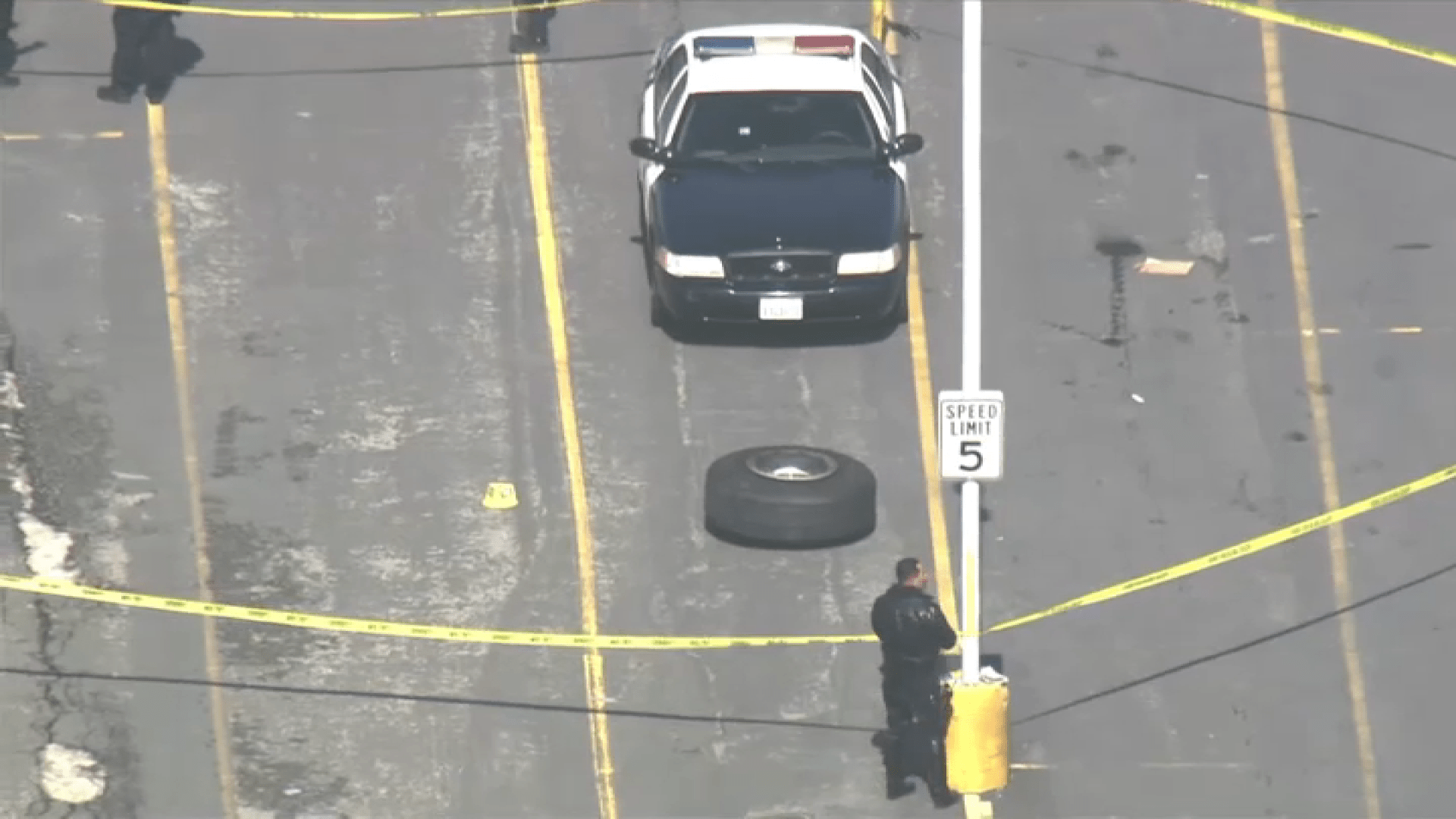 Plane diverted to LAX after losing tire midair NBC4 Washington