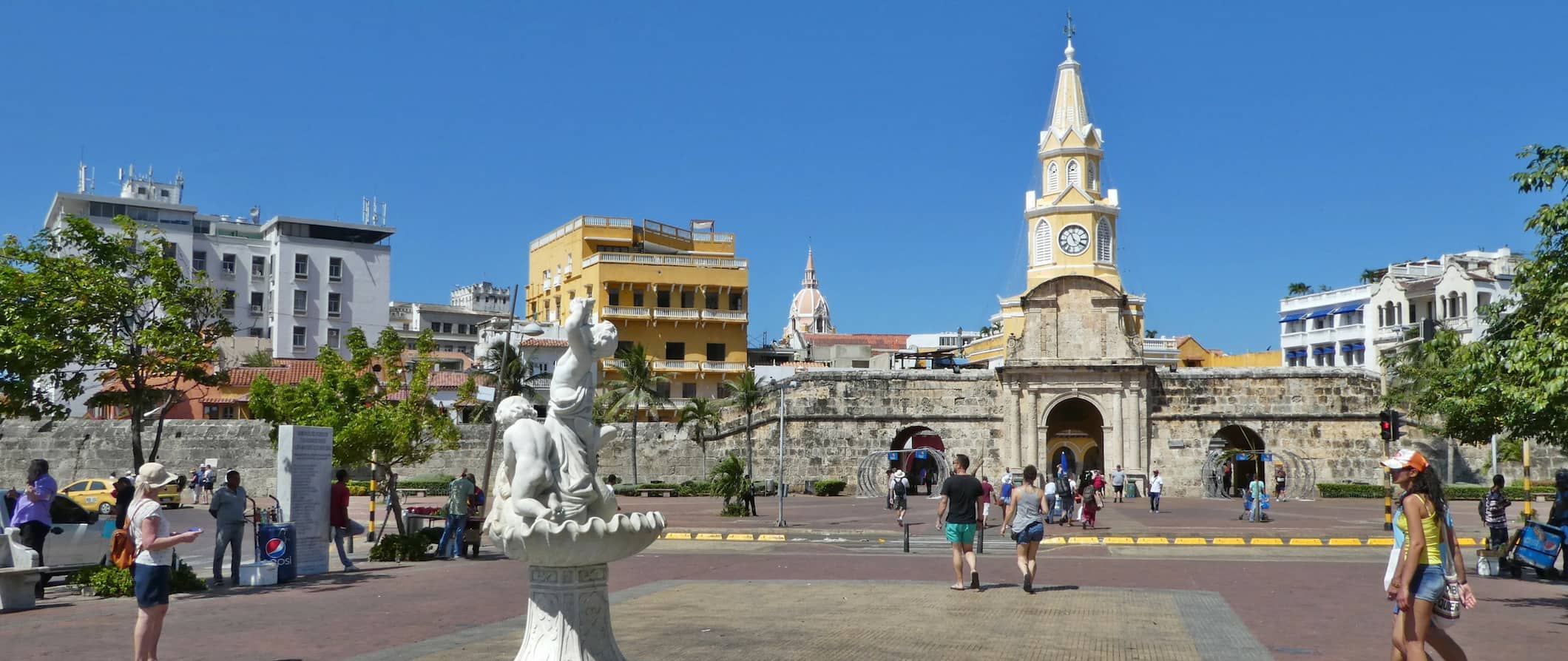 Cartagena Budget Travel Guide (Updated 2024)