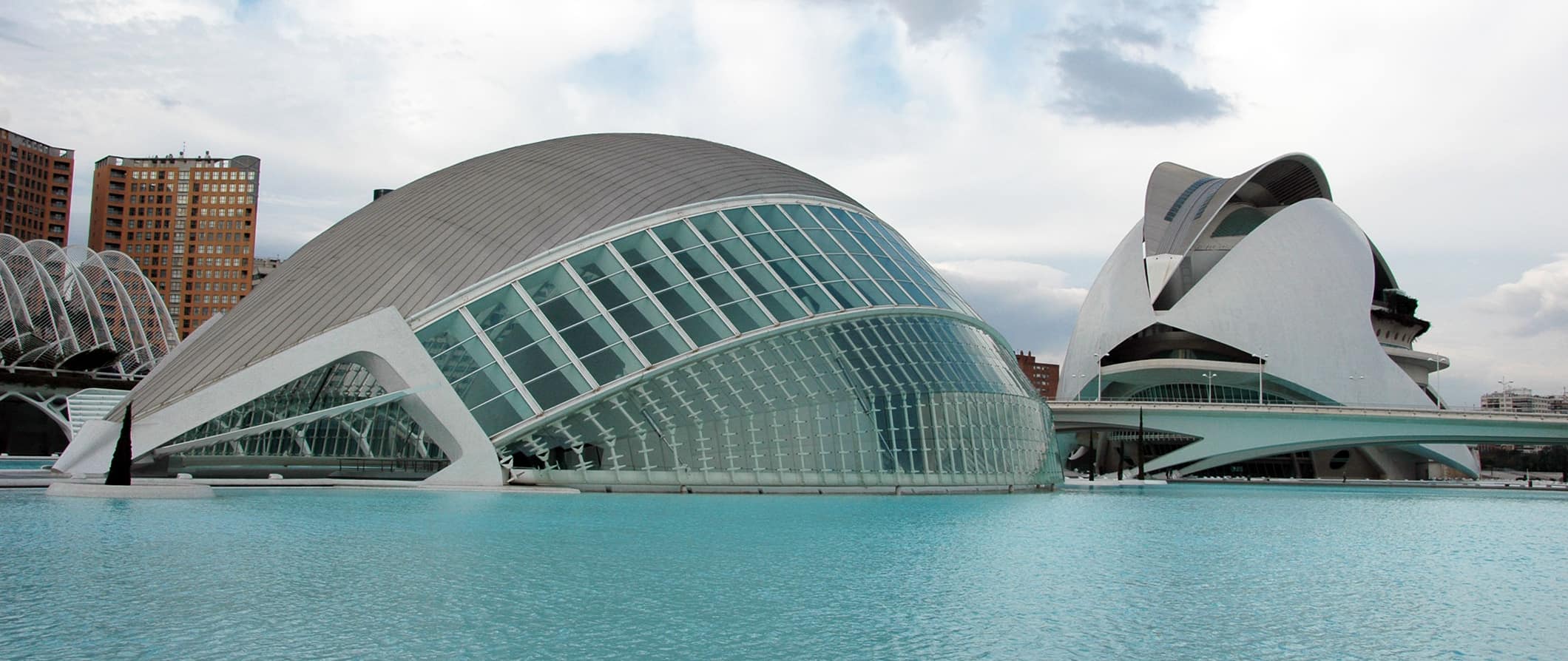 Valencia Travel Guide (Updated 2024)