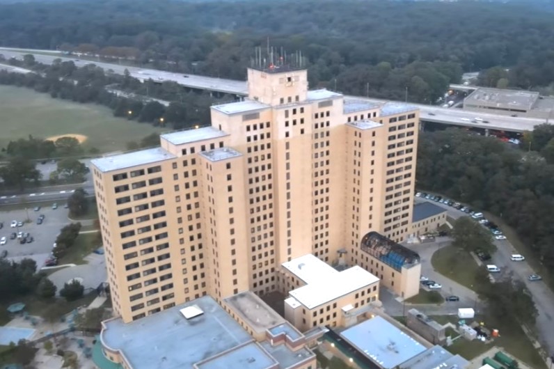 Sanctuary City of New York opens emergency housing center for migrants