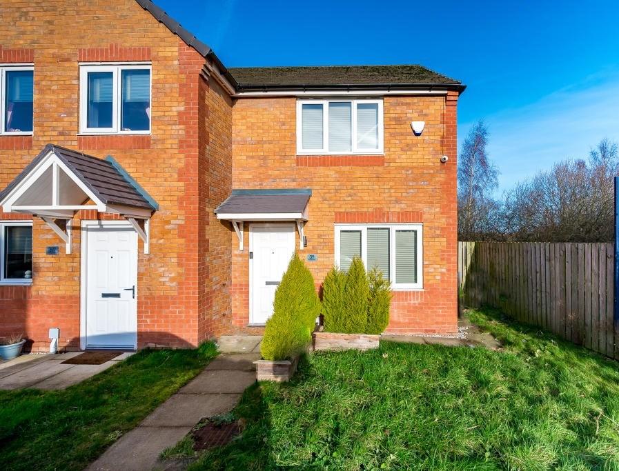 St Peters Way, St Helens, WA9 2 bed semidetached house £148,000