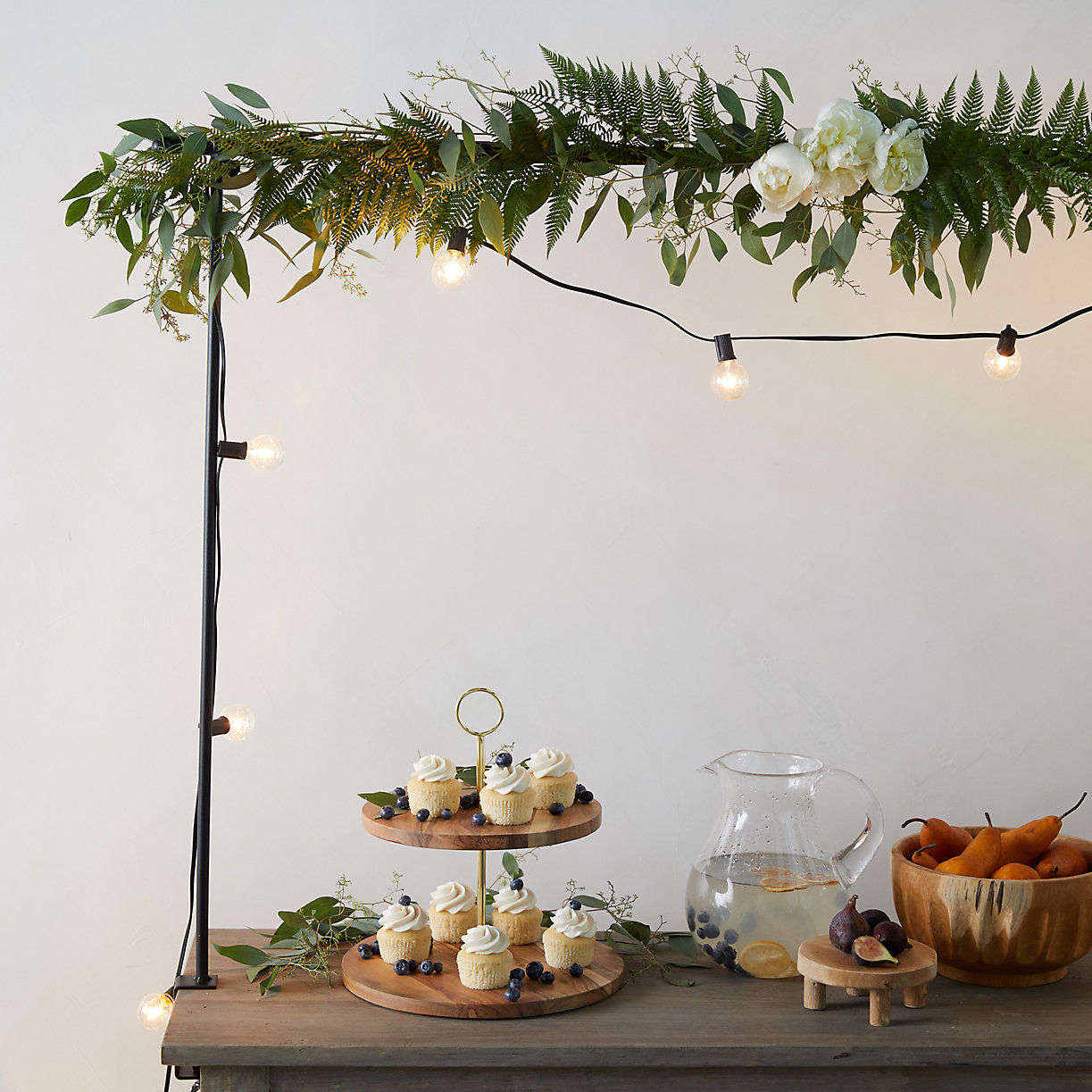 Smart Buy An OvertheTable Rod from Terrain The Organized Home