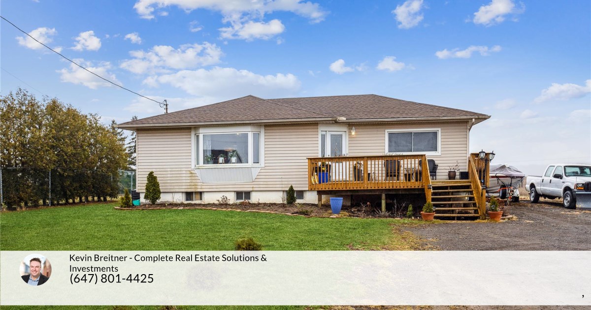 9382 Silver St, Caistor Centre L0R 1E0