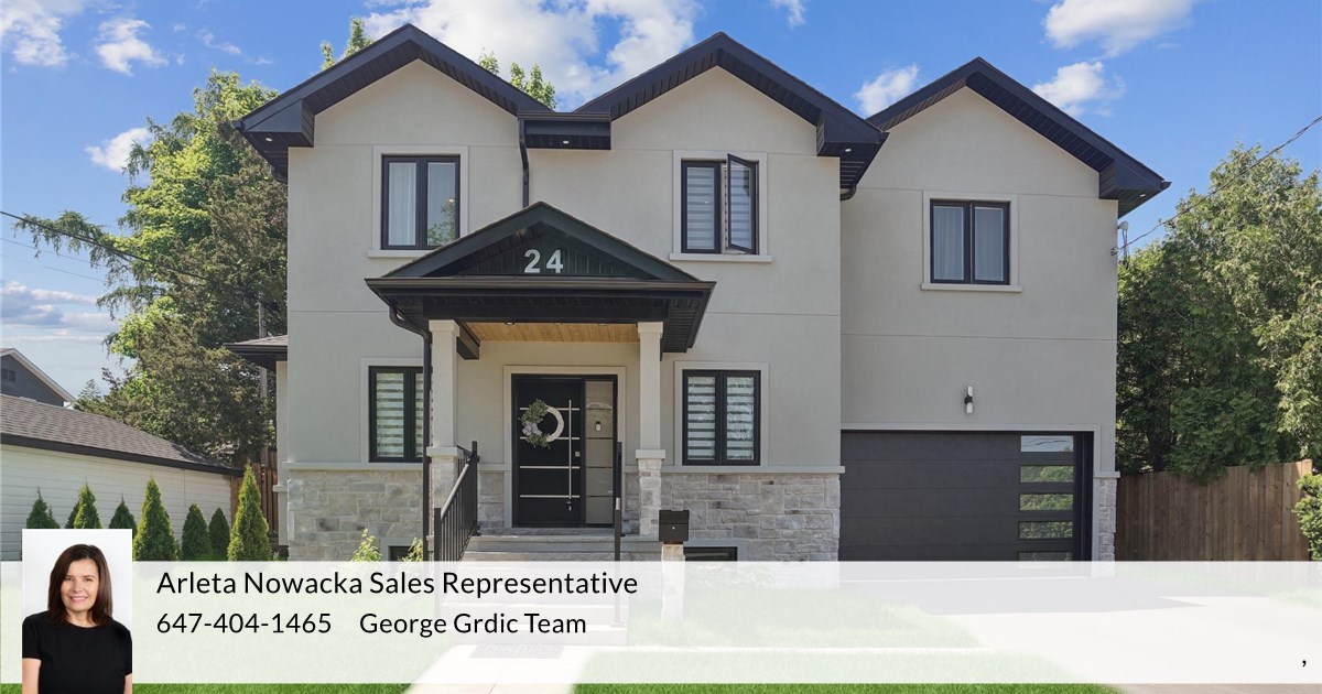 24 Peel St N, Dundas, ON L9H 2Z9