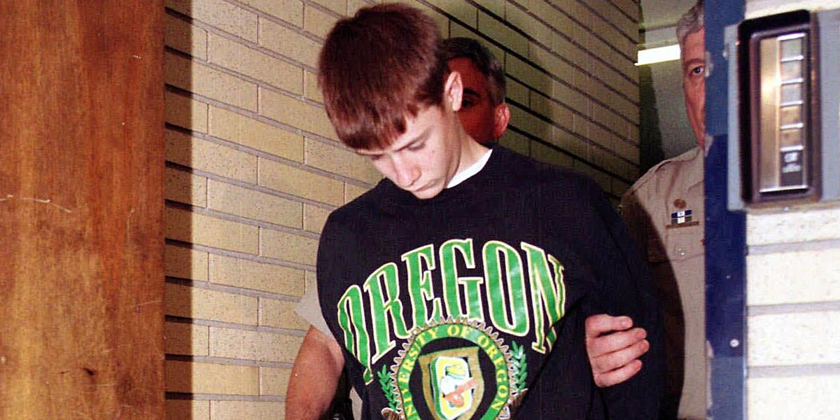 Kipland Kinkel el joven que cometió macabros crímenes tras recibir