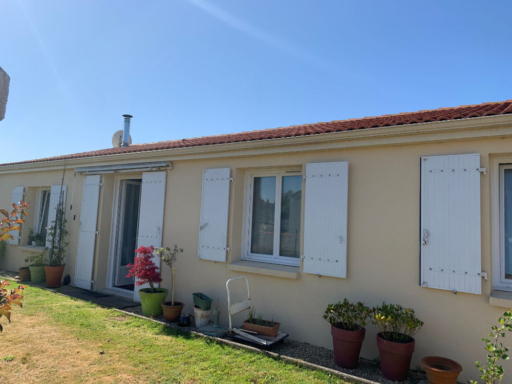 NESTENN SAINT GILLES CROIX DE VIE Maison 4 pièce(s) 85 m² L'Aiguillon