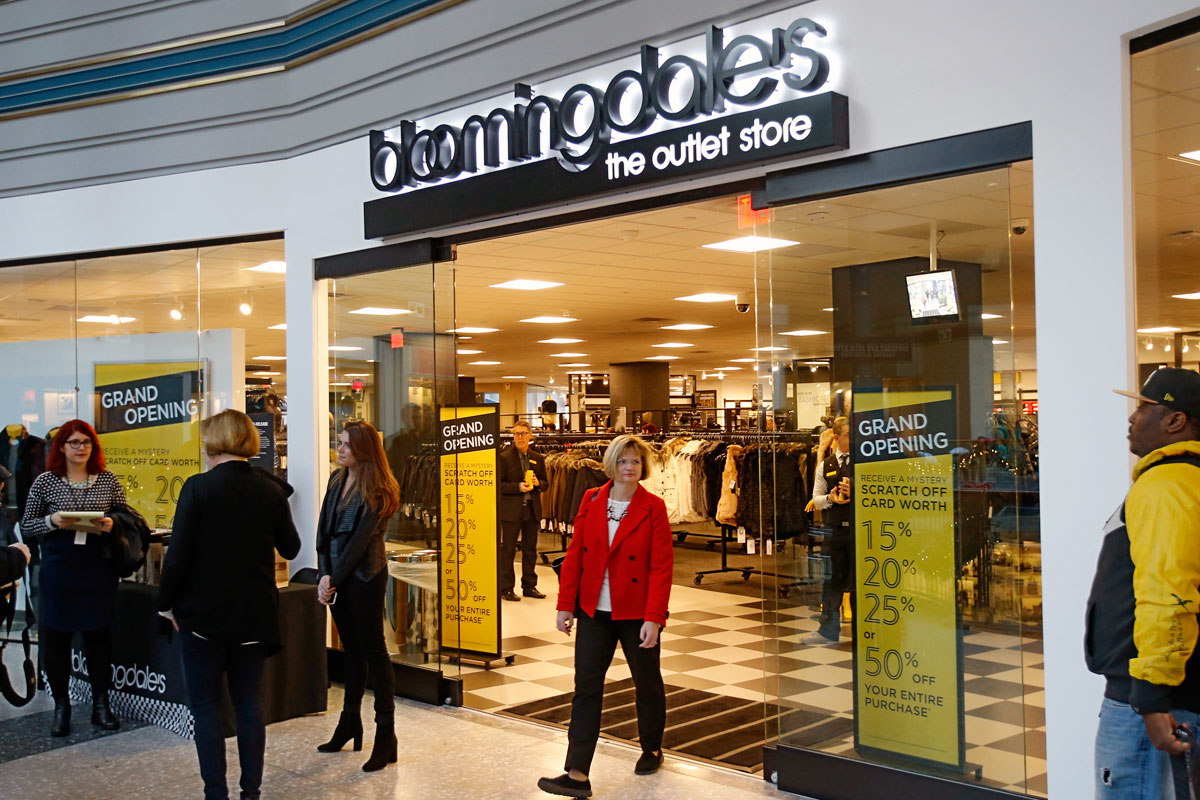 Bloomingdale's The Outlet Store IUCN Water