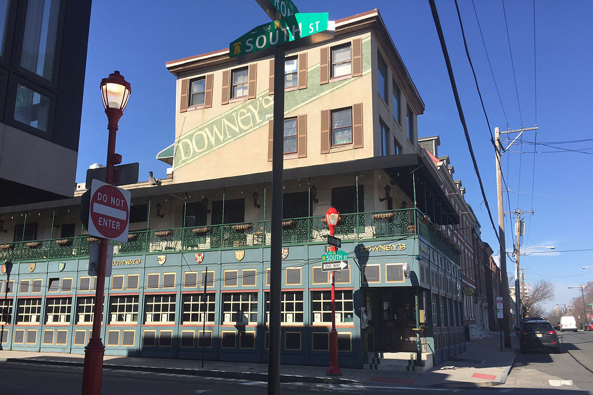 Downey's, the landmark bar, is facing sheriff's sale Philly
