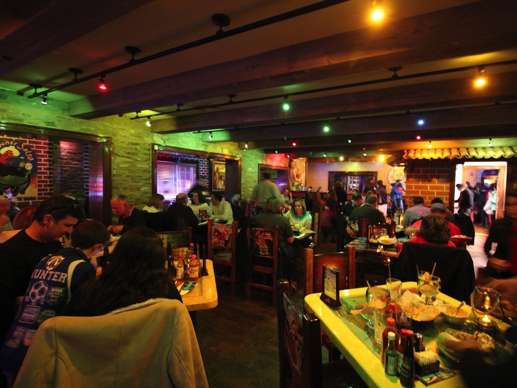 Señor Salsa, in photos Philly