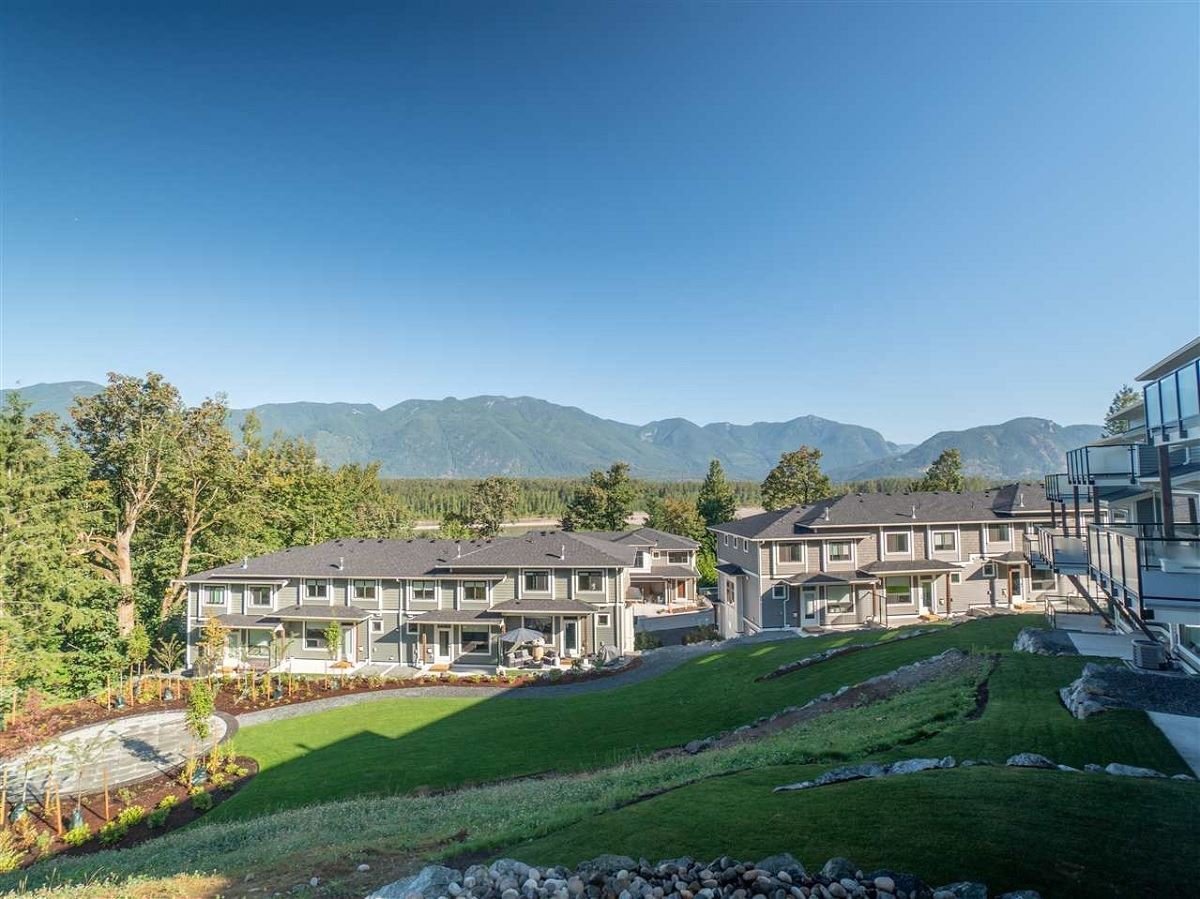 43575 Chilliwack Mountain Rd Water's Edge at Cedar Sky, Chilliwack