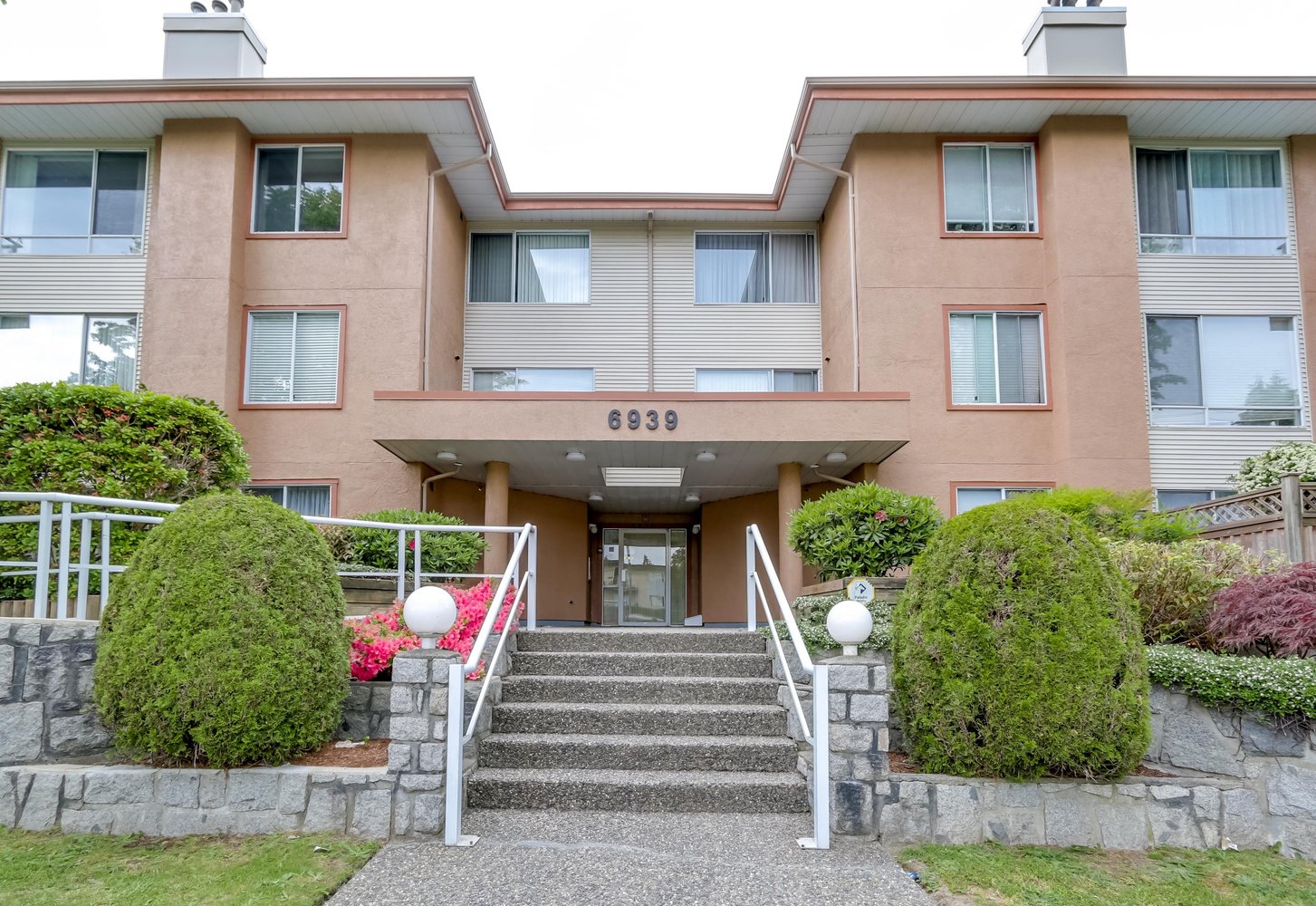 317 6939 Gilley Avenue, Burnaby HD Photos & Floor Plan Maria Foronda