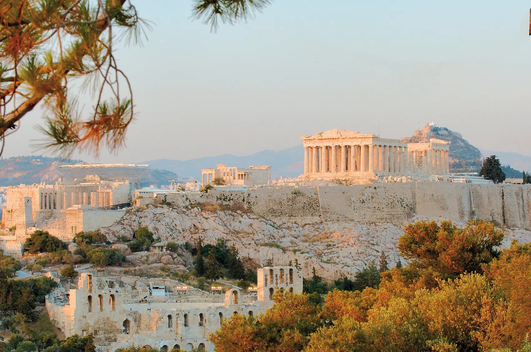 Cruise At the heart of the Greek islands from Athens to Athens July