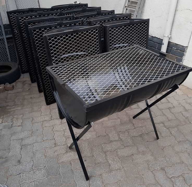 Half drum Braai Stand with Removable Stands TLS/BRAAI/STAND/ · The Love
