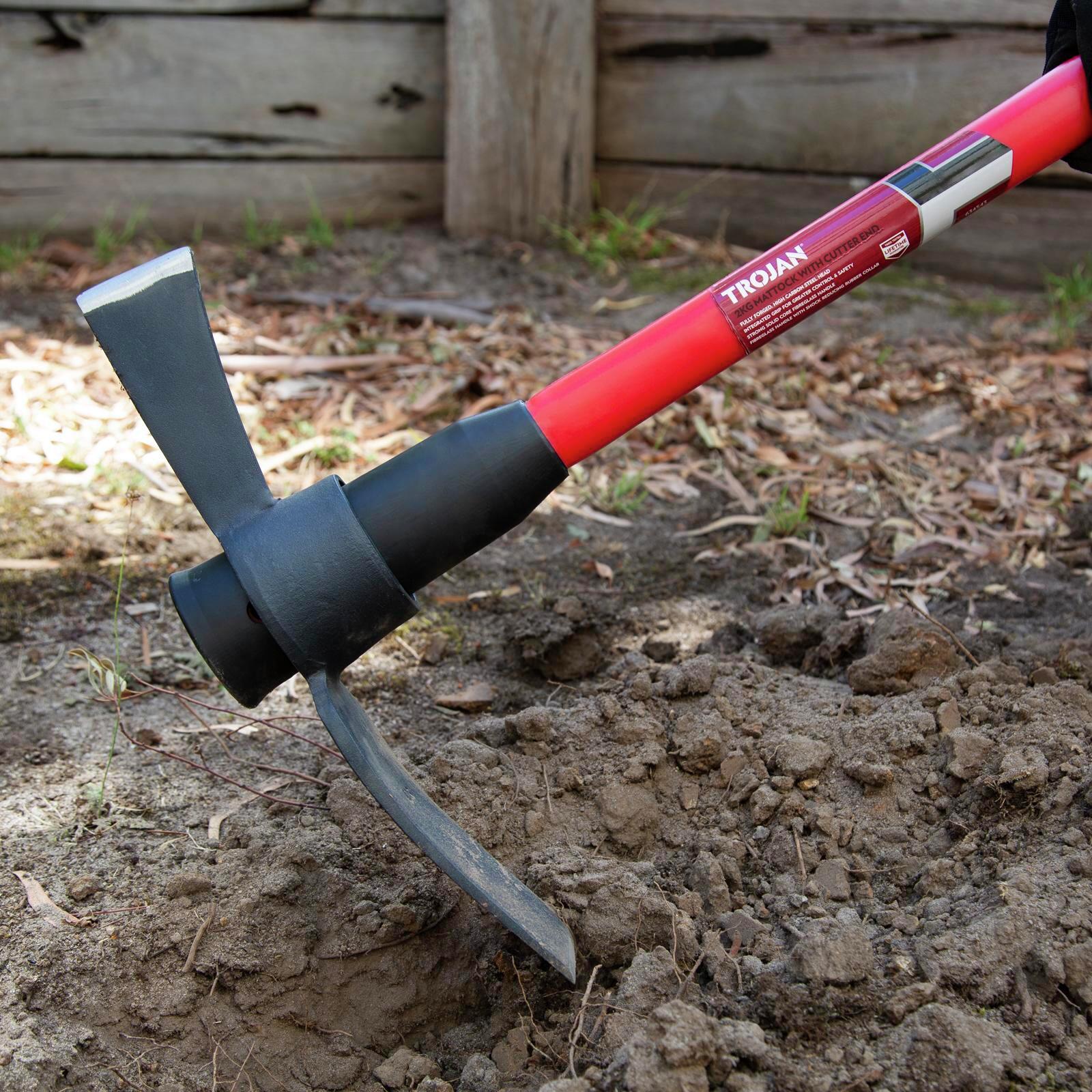 Trojan 2kg Fibreglass Handle Mattock With Cutter End Bunnings Australia