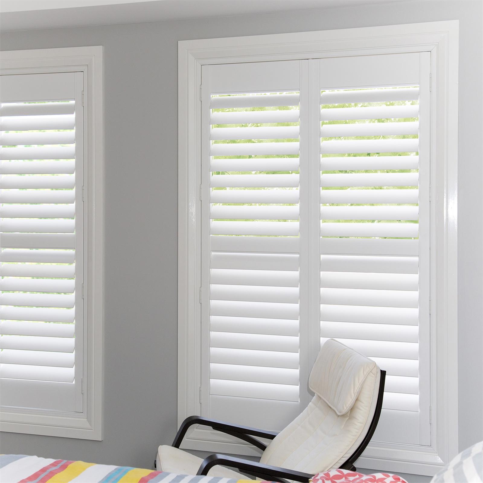 Pillar 890 x 1190mm White Plantation Shutter Set Bunnings Australia