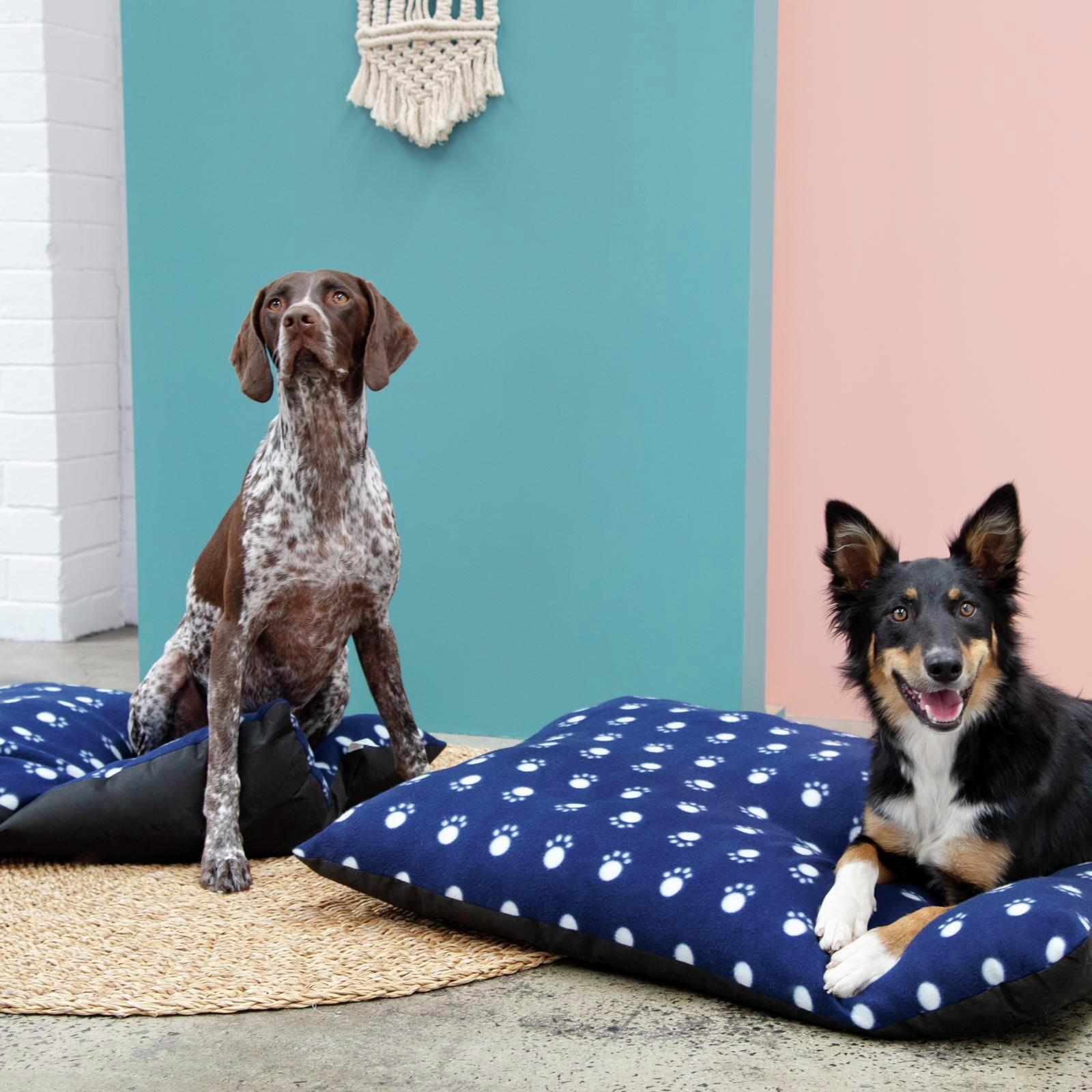 Happy Tails 90 x 68cm Fleece Pet Bed Bunnings Australia