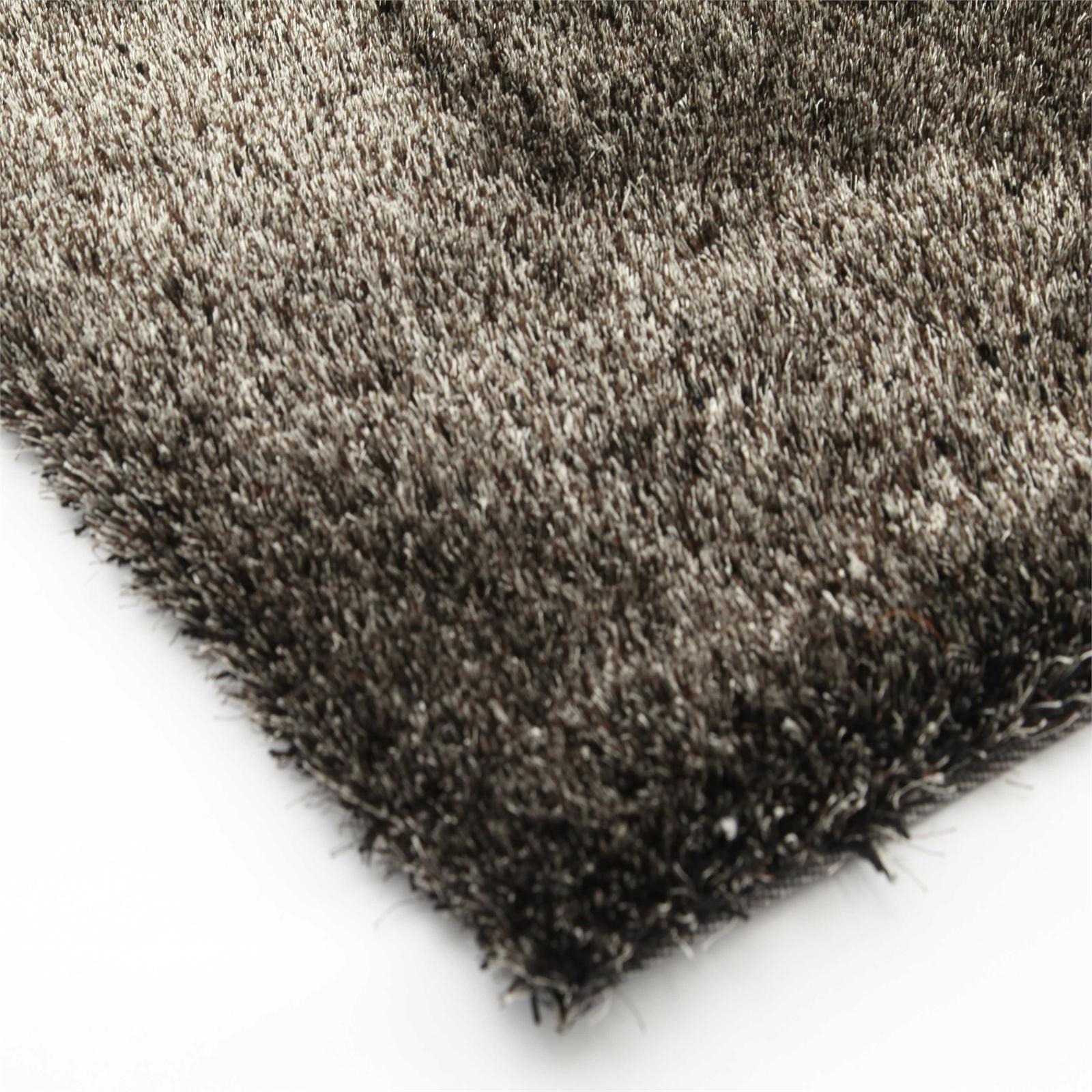 Hufflett 160 x 230cm Licorice Olinda Polyester Shag Pile Rug Bunnings