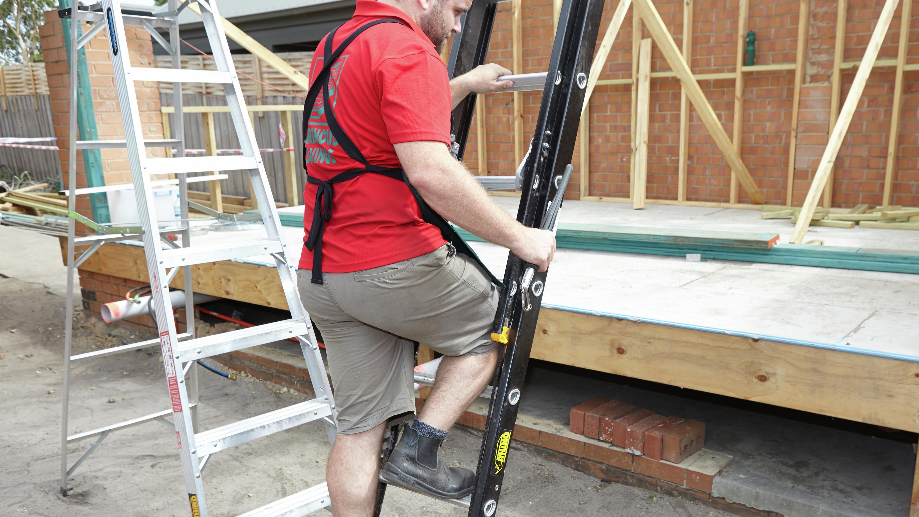 How To Use a Ladder Correctly Bunnings Australia