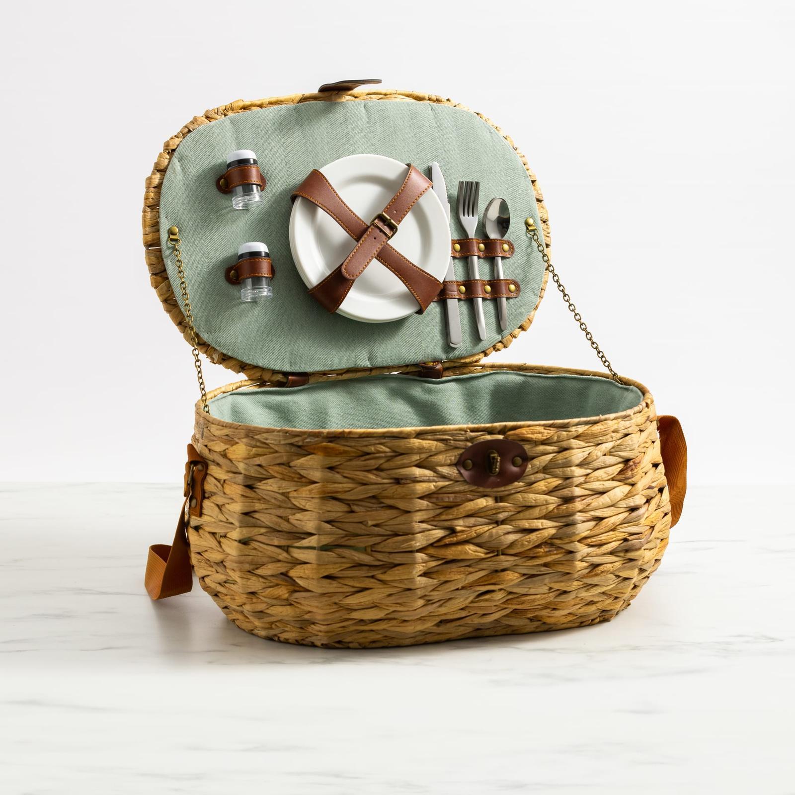 Salisbury & Co Picnic Basket 4 Person Sage Bunnings Australia