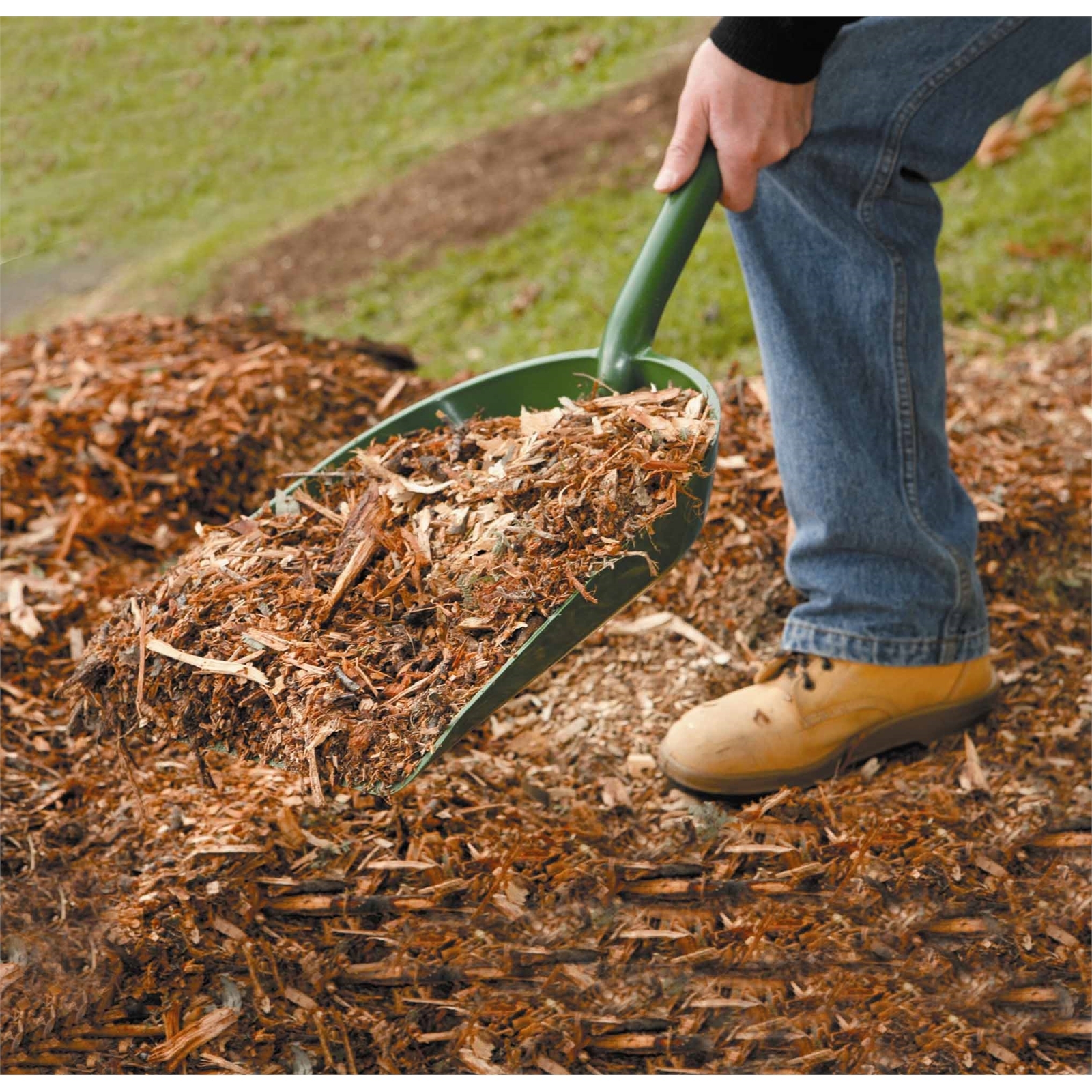 Cyclone Short Handle MultiPurpose Poly Shovel Bunnings Australia