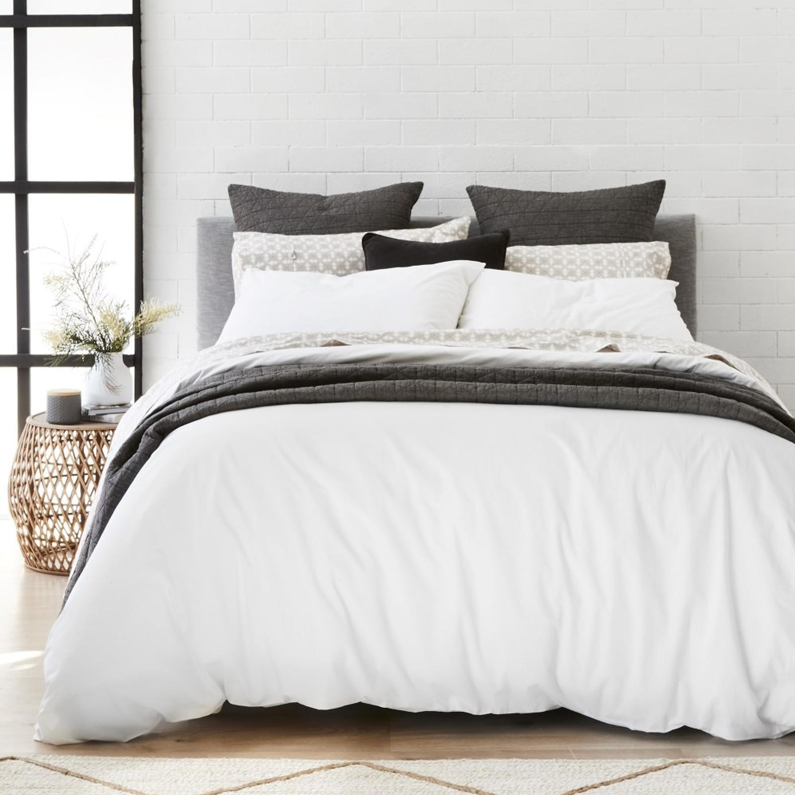 Alex Liddy Edit Quilt Cover Super King White Bunnings Australia