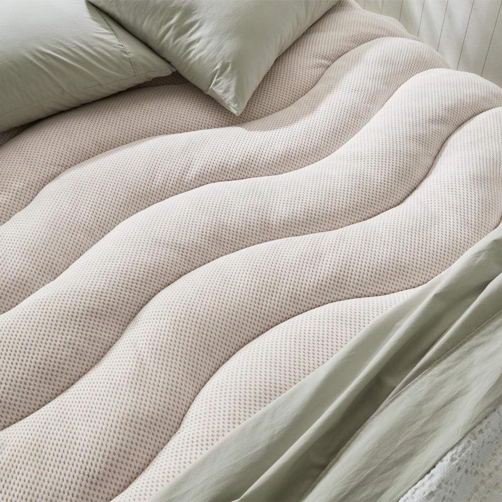 Deborah Hutton Pure Balance Copper Mattress Topper King Bunnings