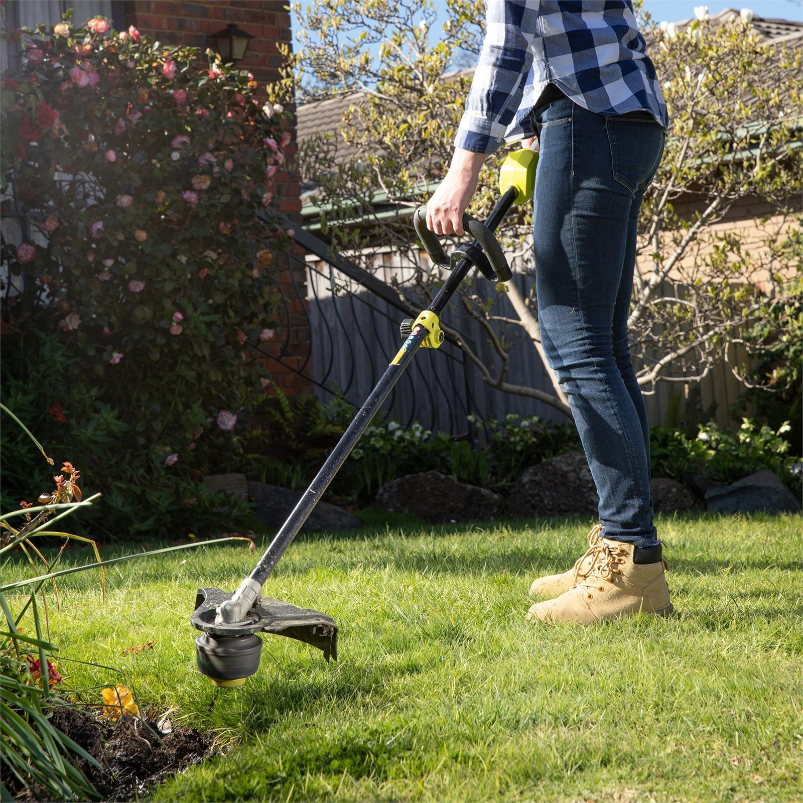 Ryobi 36V 2.0Ah 28cm/33cm Straight Shaft Cordless Line Trimmer Kit