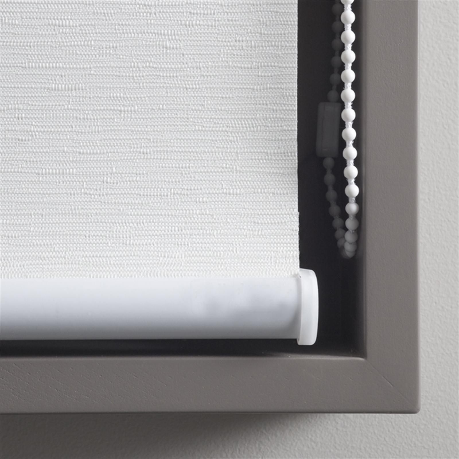 Blind Works Thermal 210240 x 120150cm Roller Blind Bunnings New Zealand