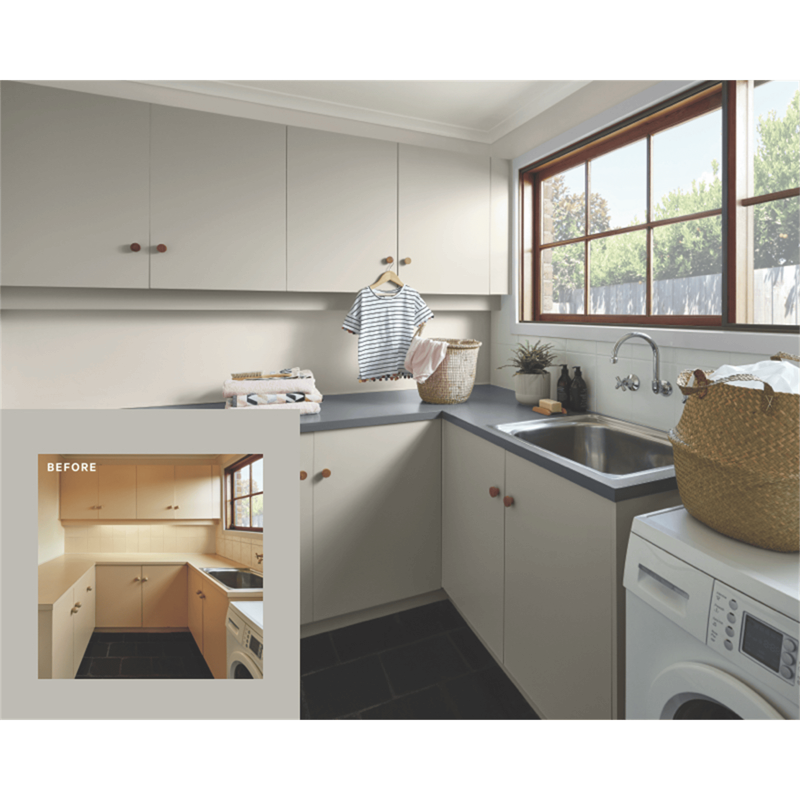 Dulux 2L Gloss White Renovation Range Doors Waterbased Interior