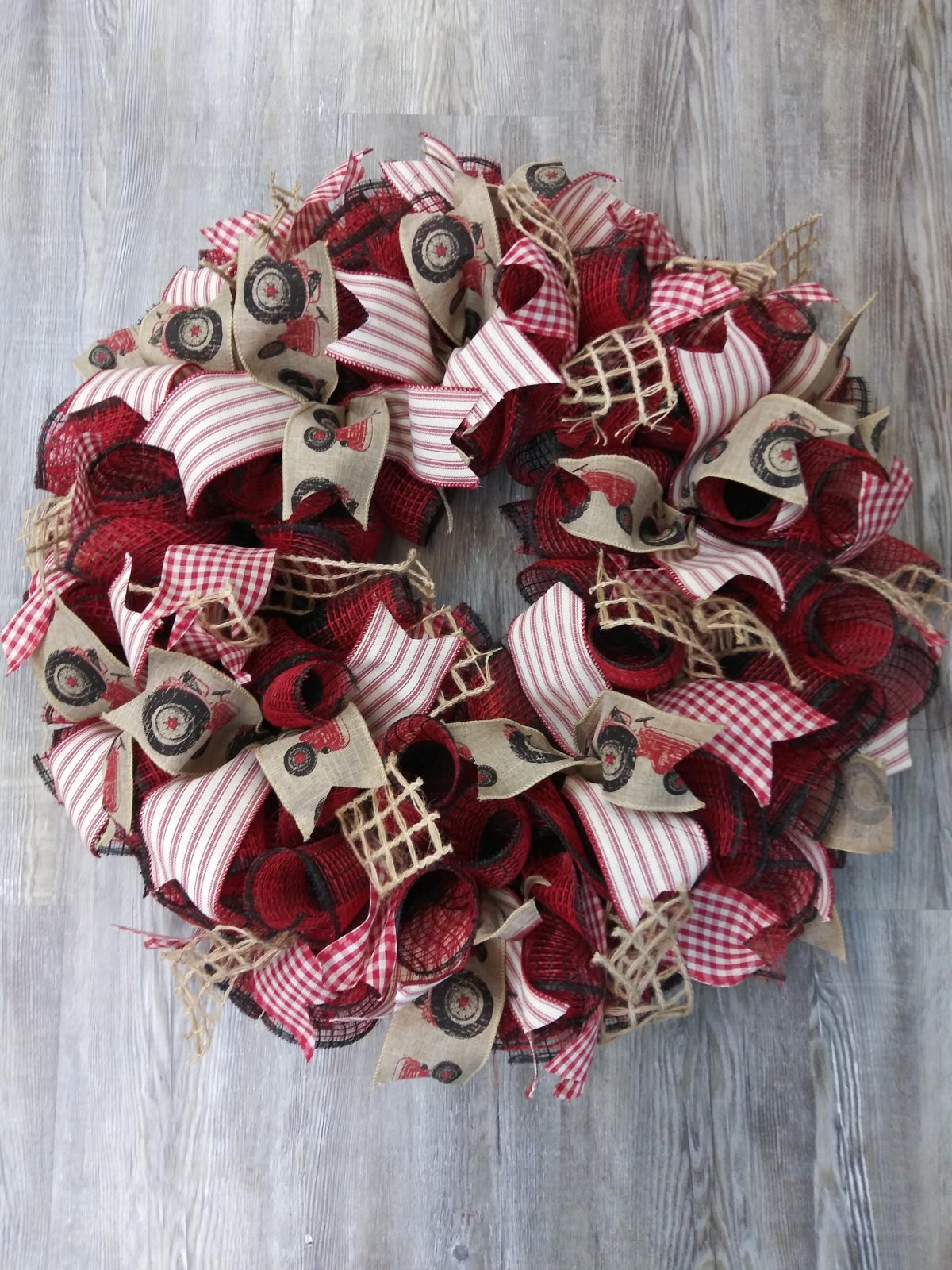 Farm Ruffle Ribbon Mesh Wreath