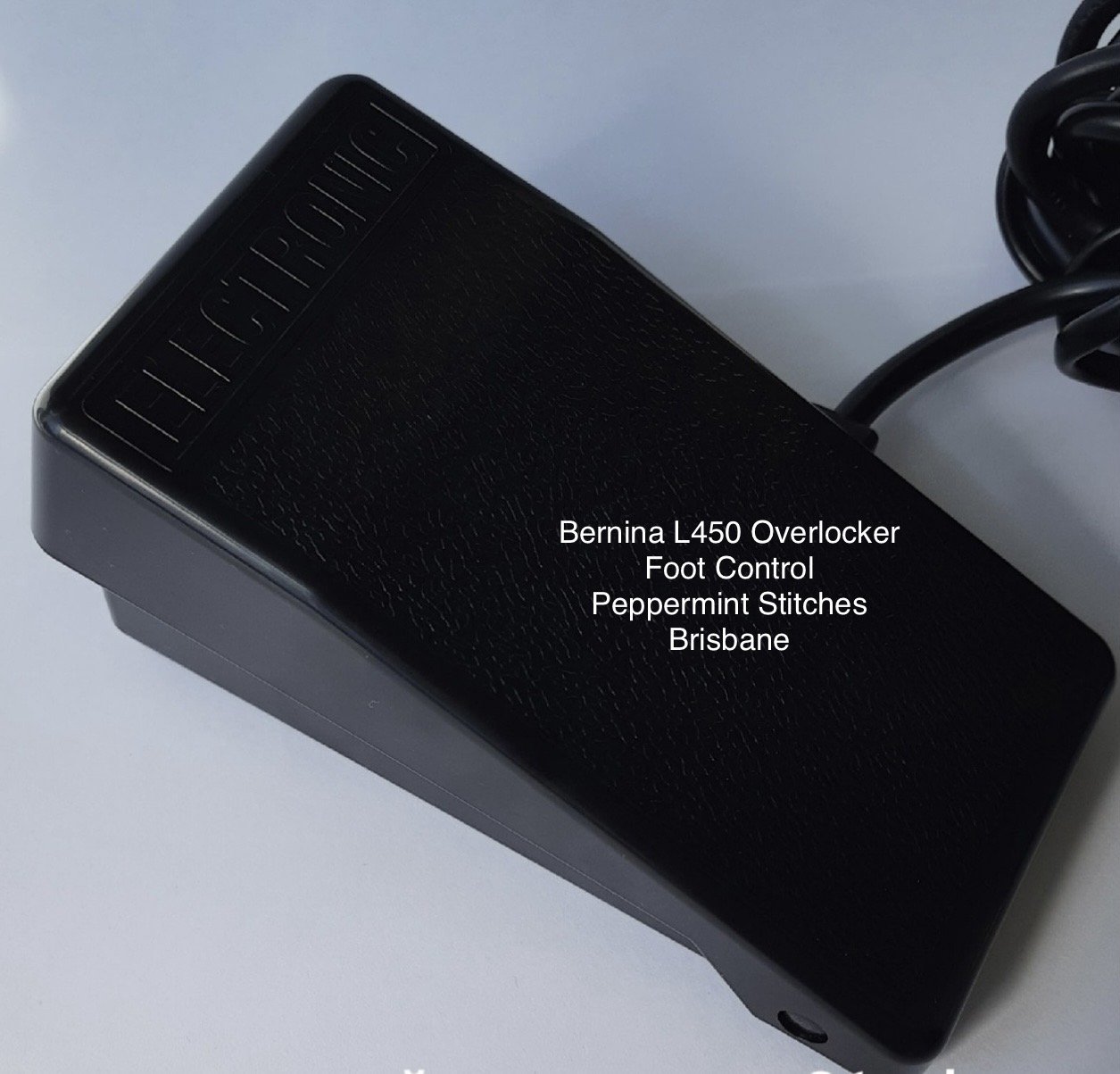 Bernina L450 Overlocker Foot Control