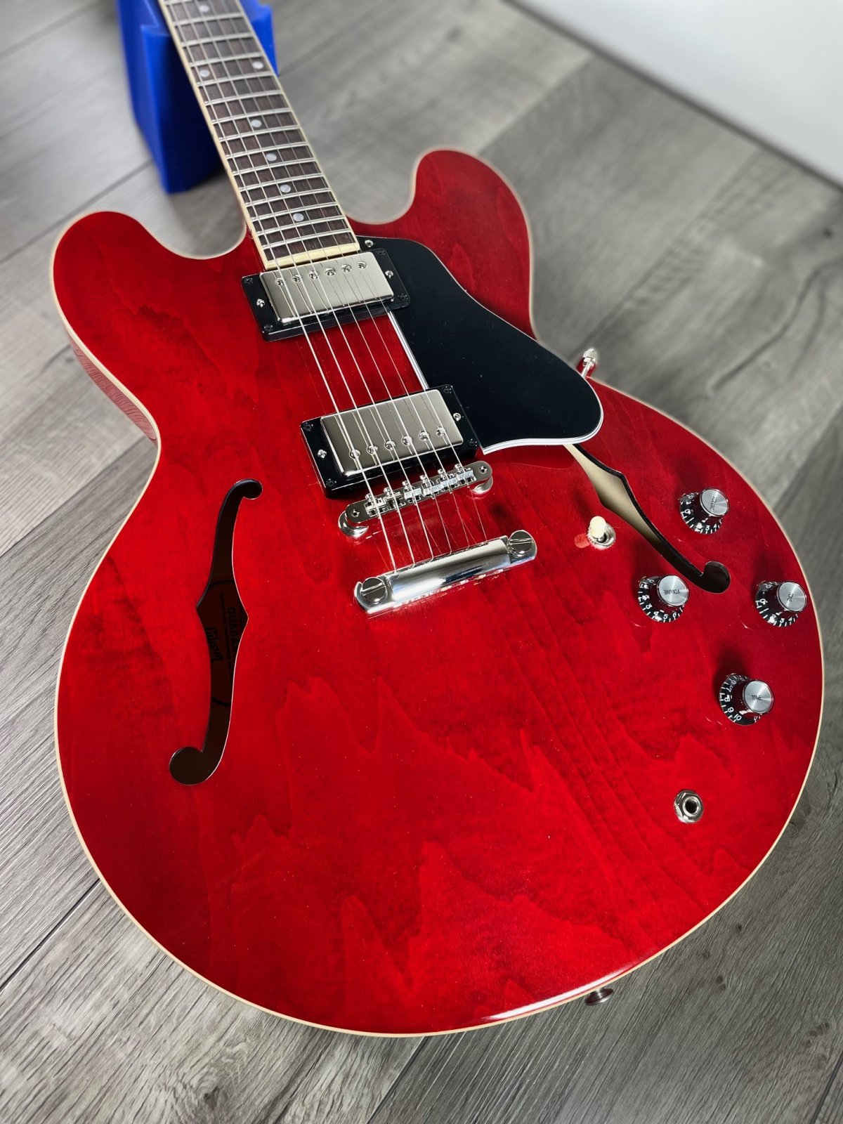 Gibson ES335 DOT SemiHollow Body Electric Sixties Cherry 2022