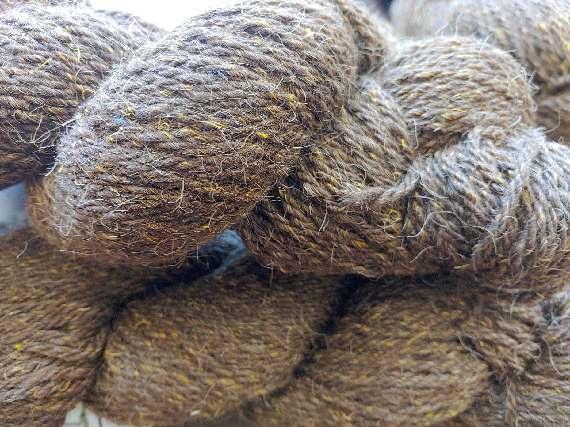 Black Hills Gold Yarn Worsted 3 Ply Bison 30 /Wool 40/Alpaca 30/Silk Golds