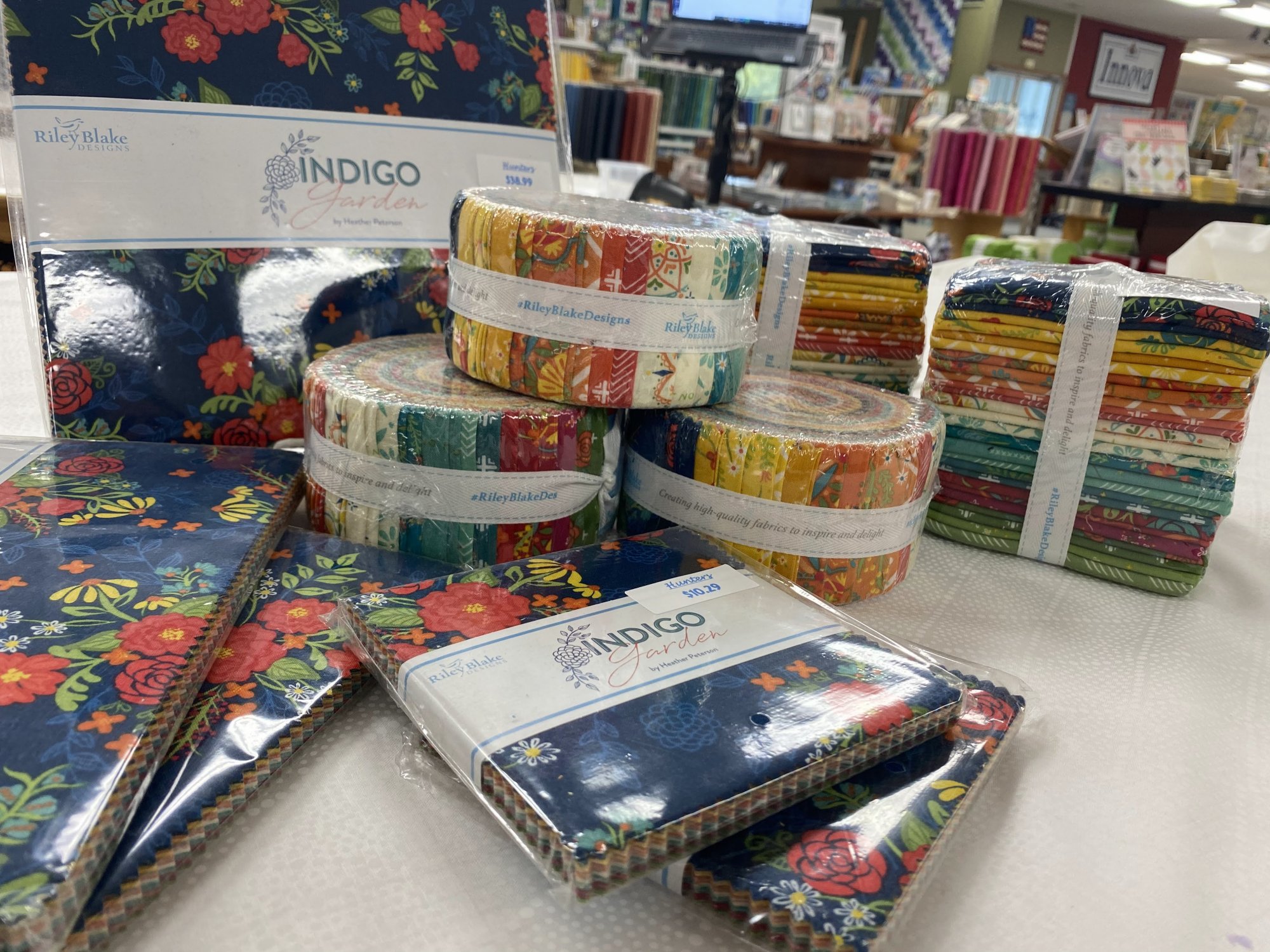 Shop Hunters Quilt Mart Centerview, MO