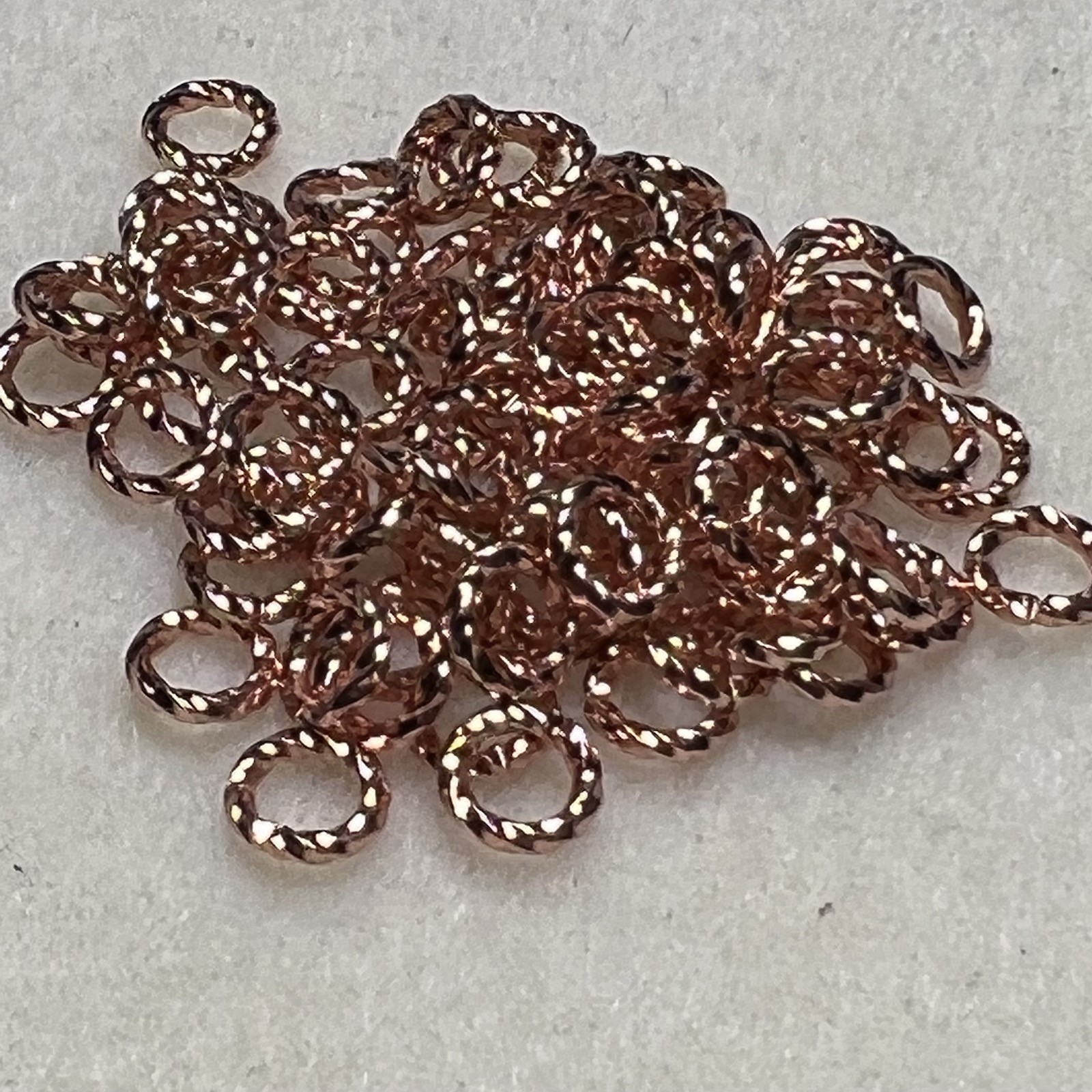 Twisted Jump Rings 6mm Copper (72/bg) 790524242450