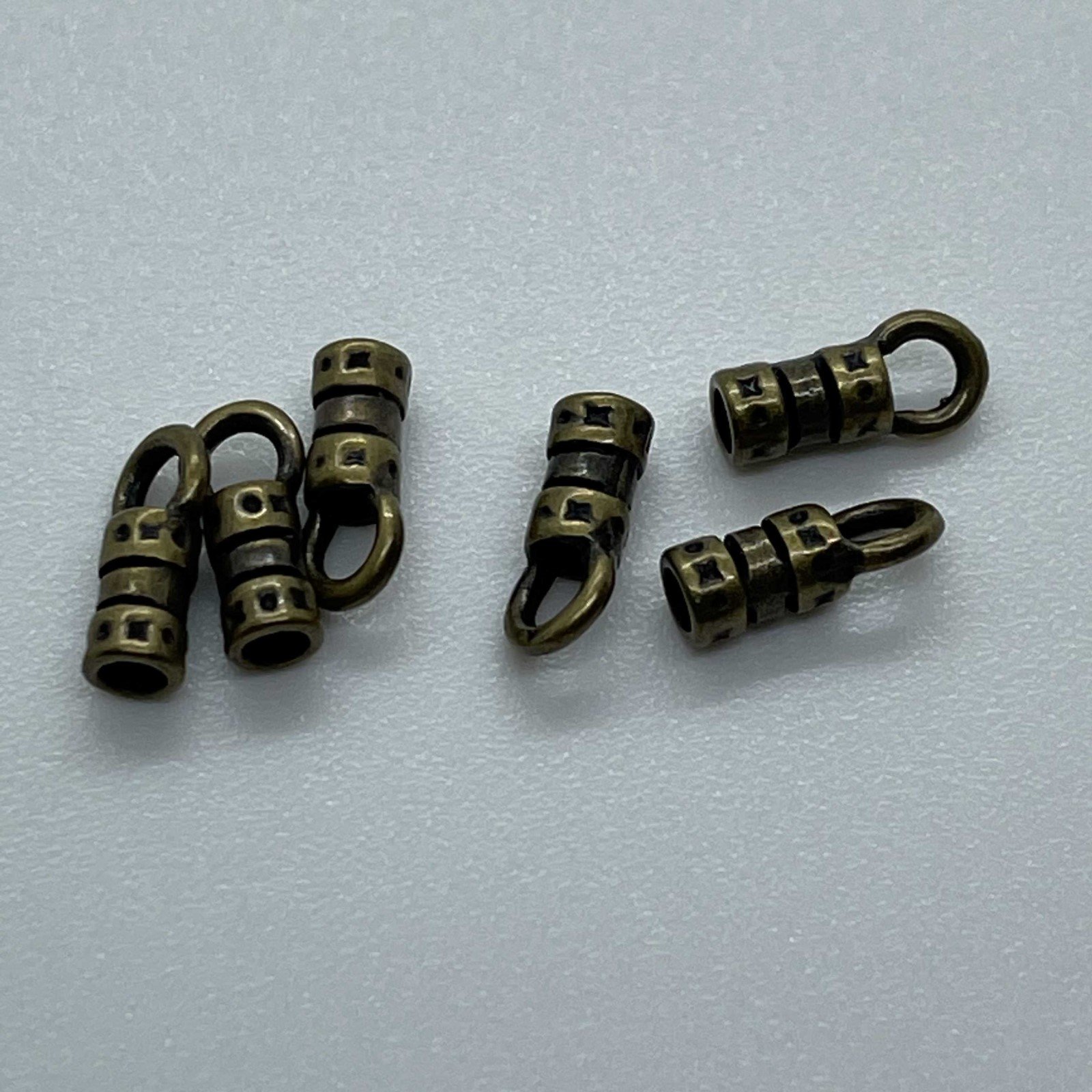 1.5mm Leather cord ends (6 per bag)