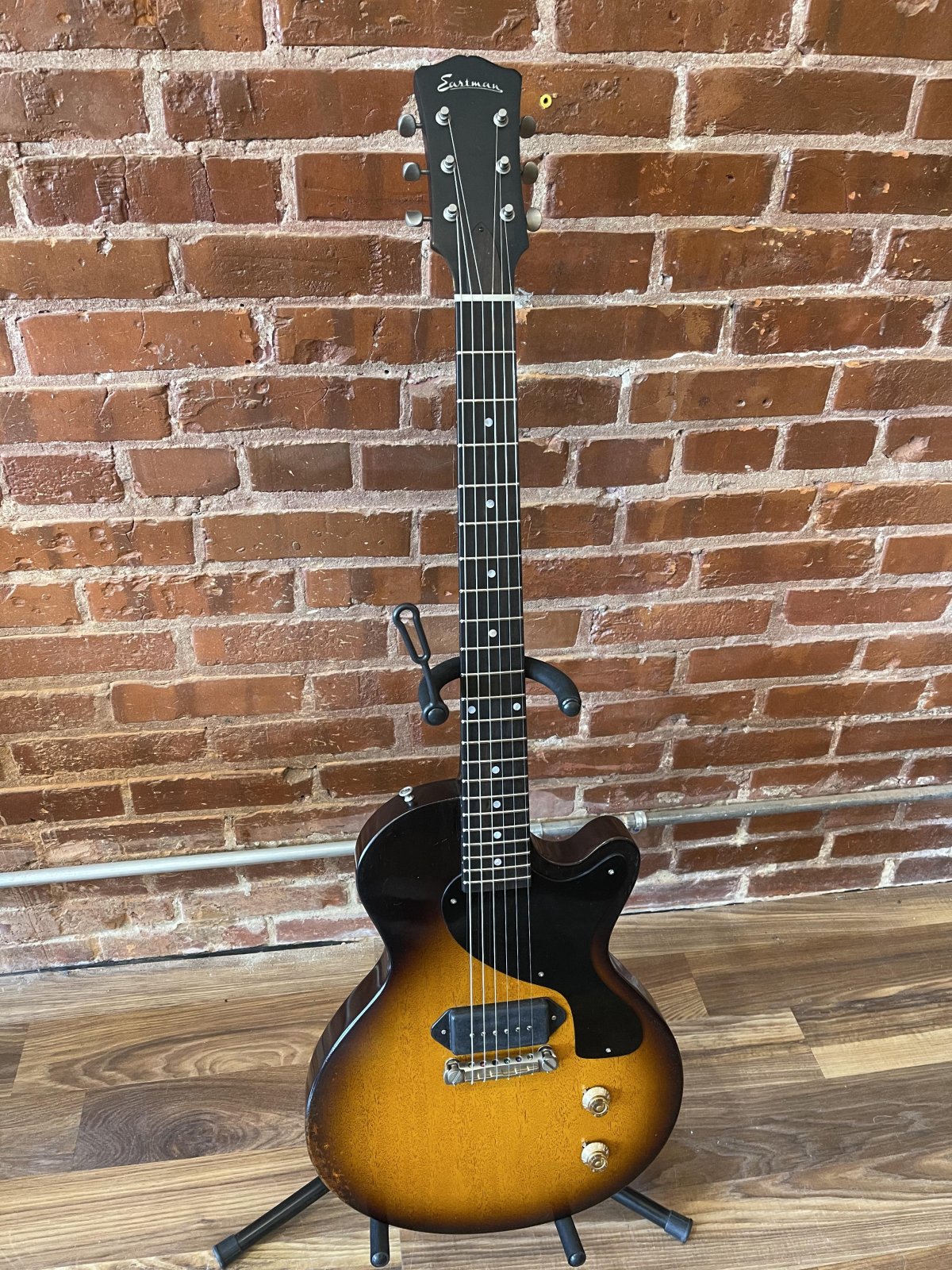Eastman SB55/VSB Antique Varnish Sunburst