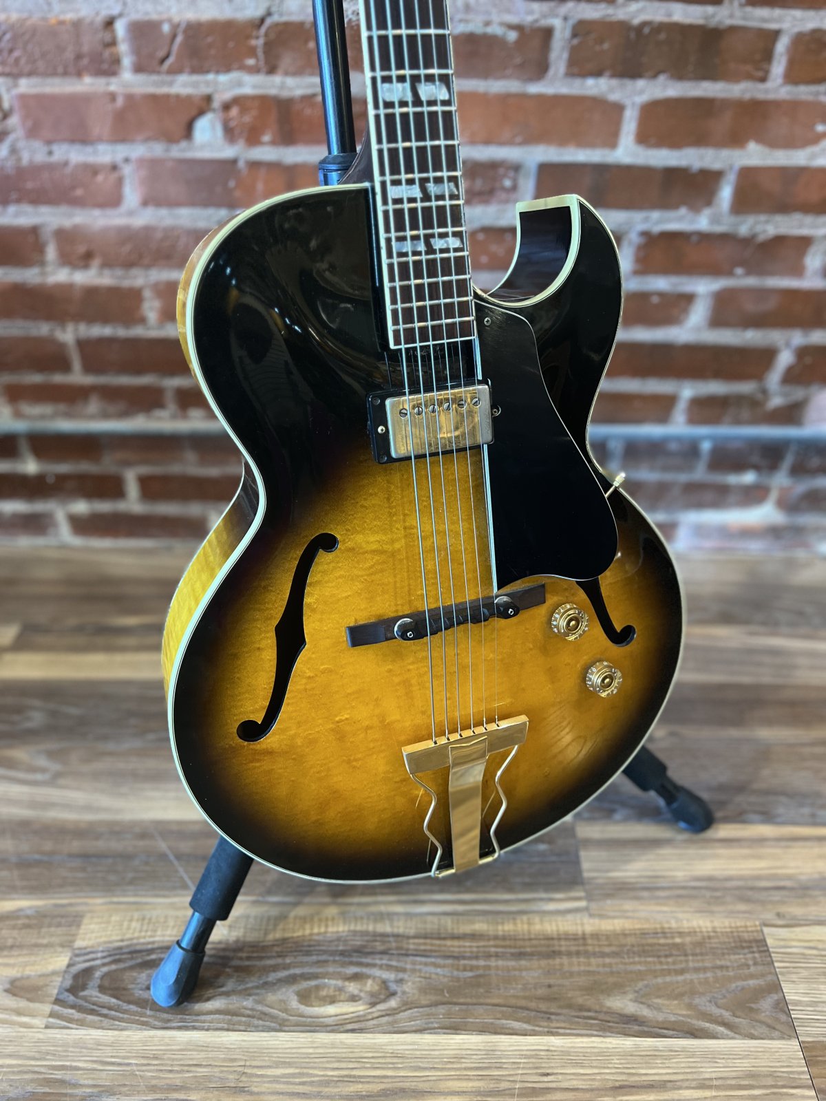 Gibson ES165 Herb Ellis with original hard case 1992