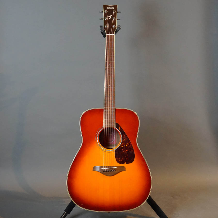 Yamaha FG735S Acoustic Guitar, Vintage Cherry Sunburst Used