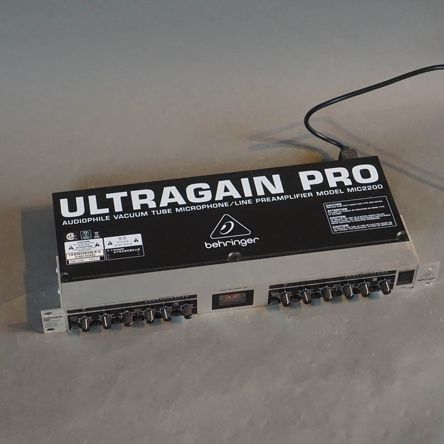 Behringer Ultragain Pro MIC2200 Vacuum Tube Mic Line Preamp Used