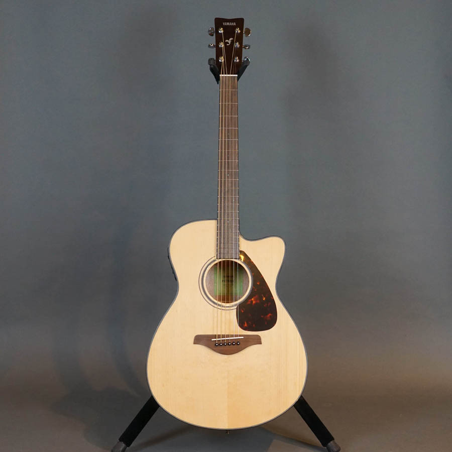 Yamaha FSX800C Small Body Acoustic Electric Guitar 889025104517