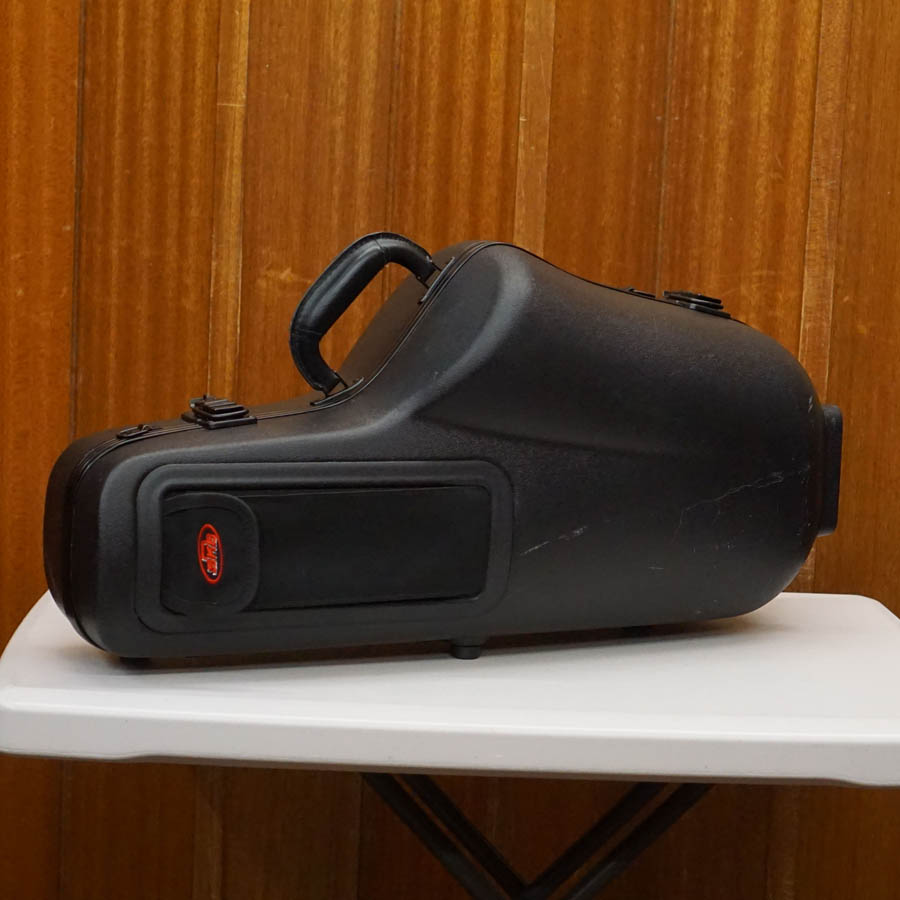 SKB 440 Contoured Pro Alto Saxophone Case Used