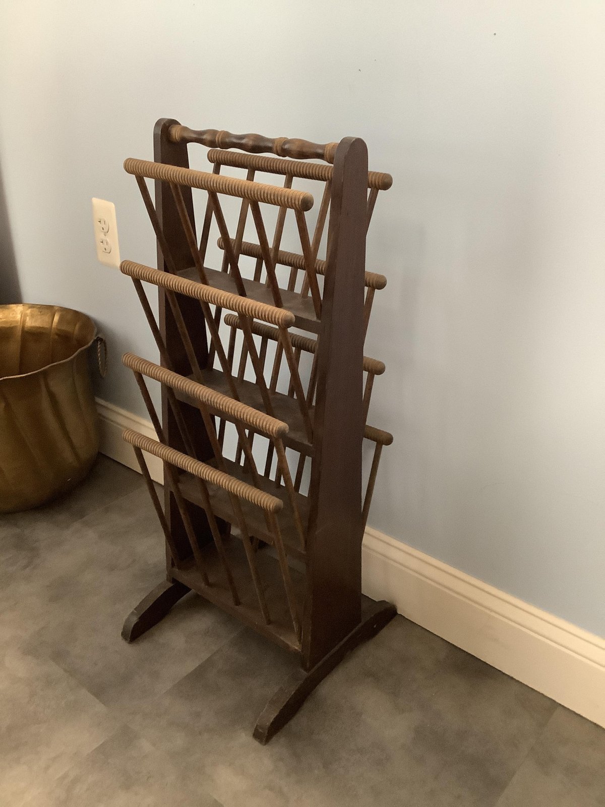 vintage magazine rack
